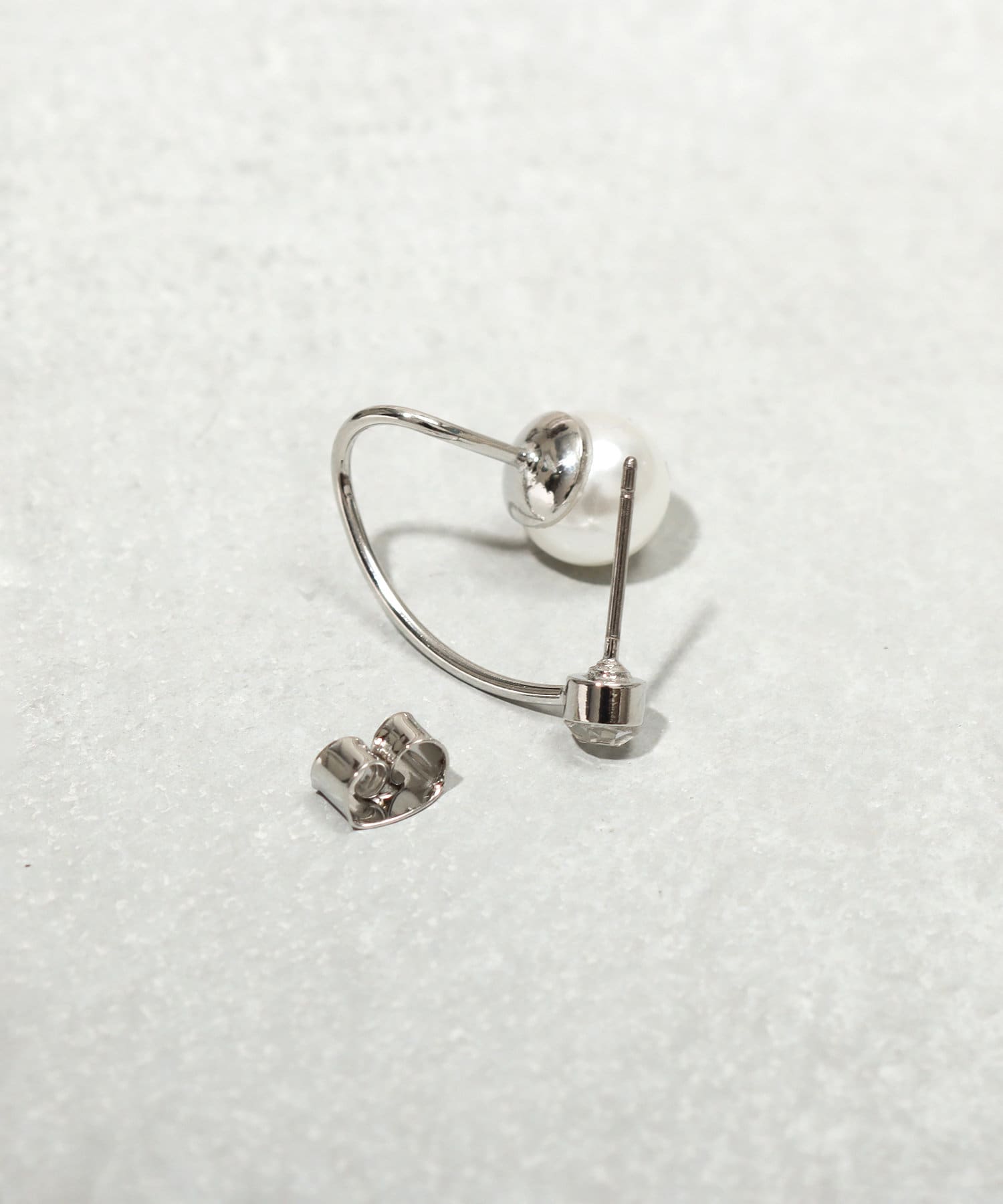 3COINS(スリーコインズ) チップパールカーブピアス