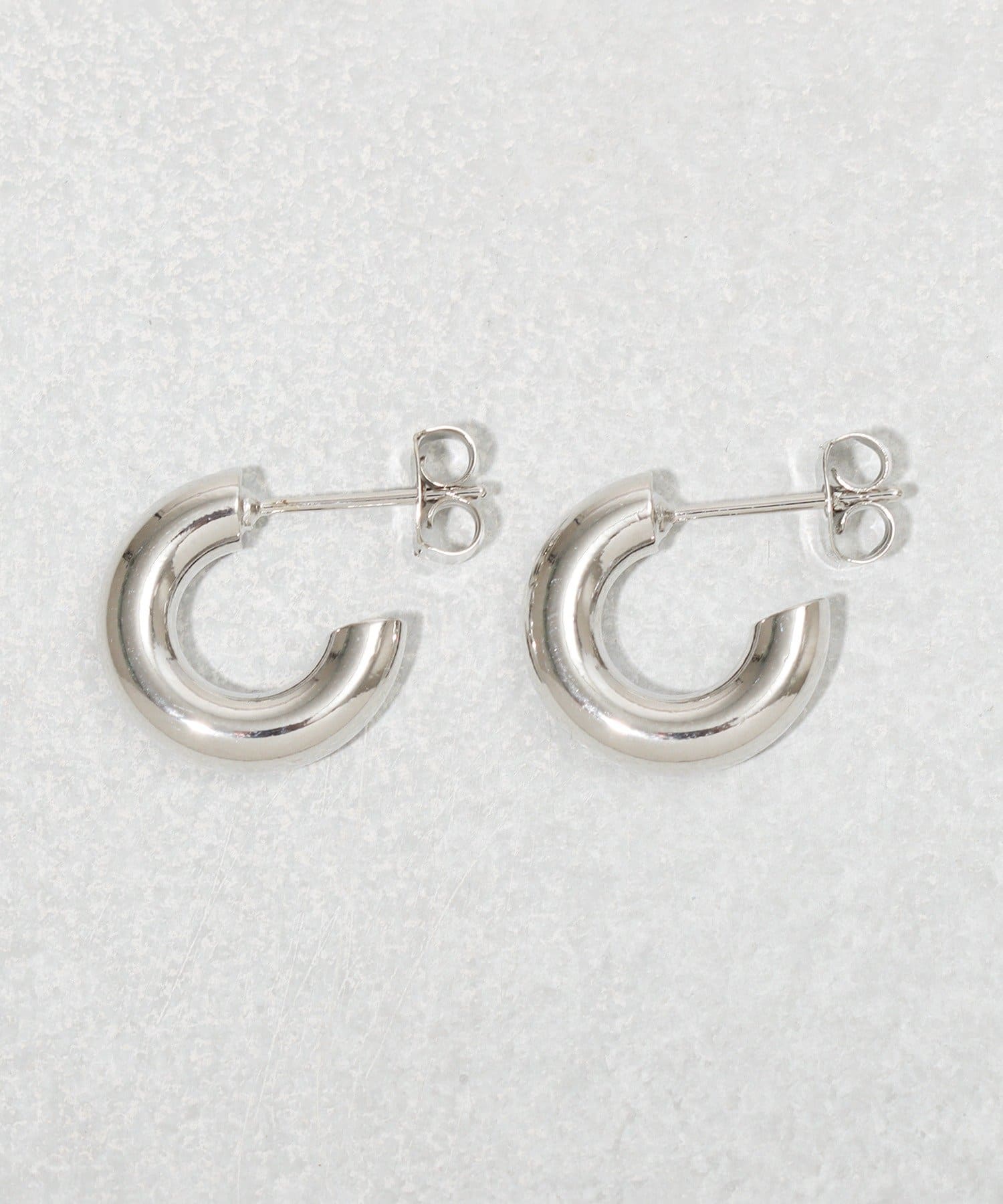 3COINS(スリーコインズ) ワイドメタルフープピアス