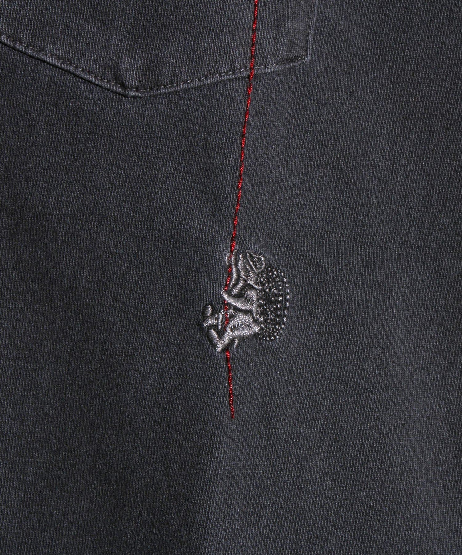 FREDY & GLOSTER(フレディ アンド グロスター) 【COBMASTER】天竺ピグメント加工 クライマーベアーポケット刺繍Tシャツ