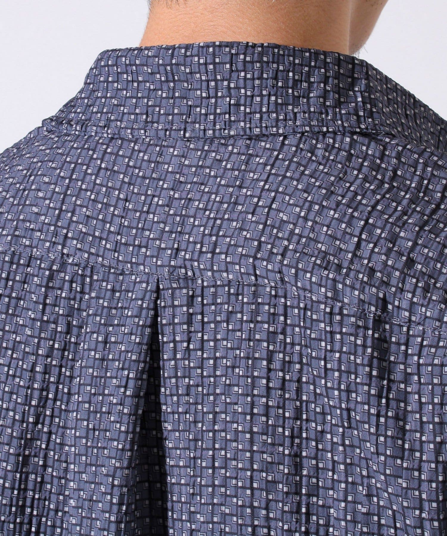 FREDY & GLOSTER(フレディ アンド グロスター) 【FREDYMAC】シアサッカー素材 総柄 半袖シャツ ショートスリーブシャツ