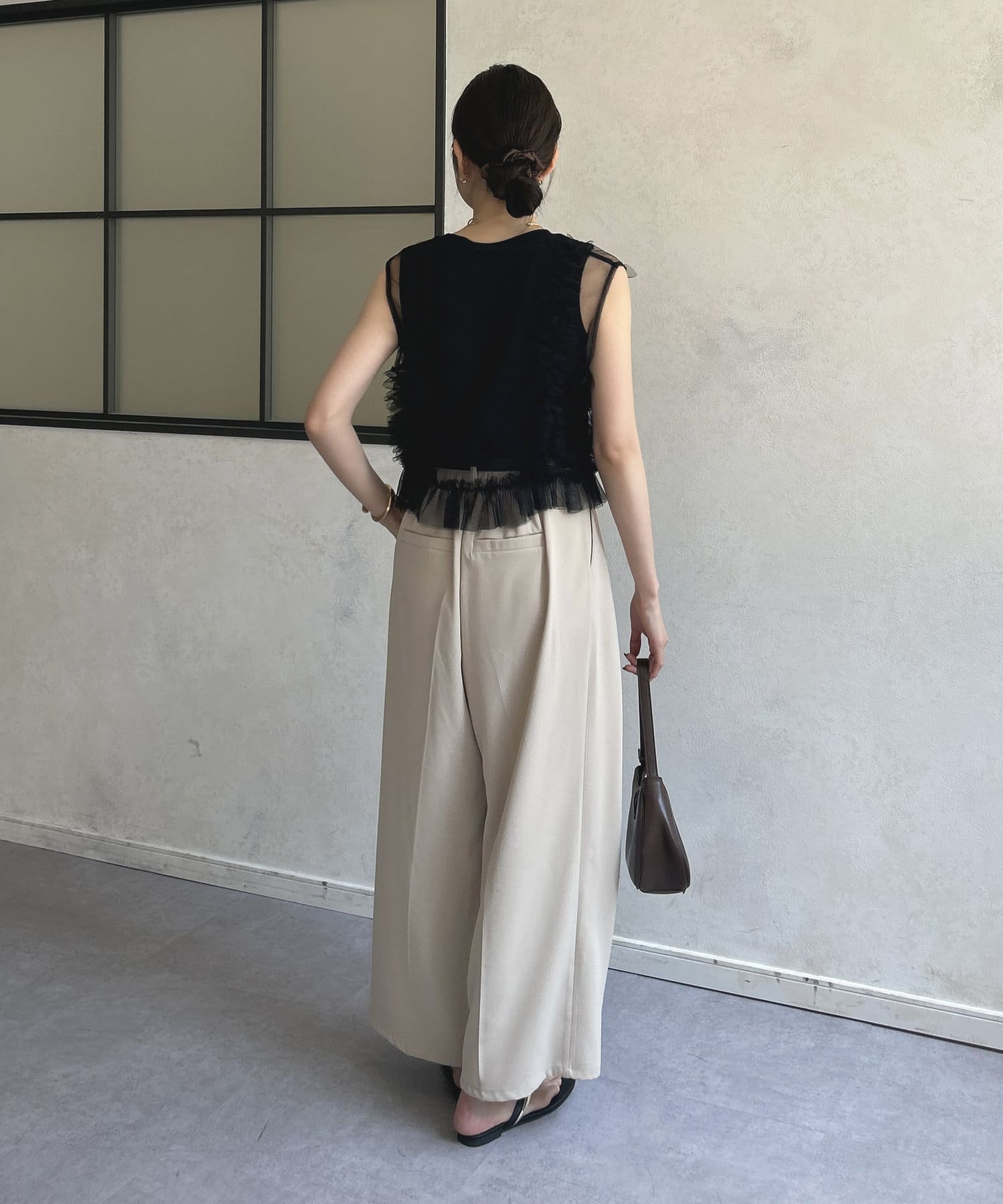 Thevon.(ゼヴォン) チュールフリルベスト×ノースリセットプルオーバー