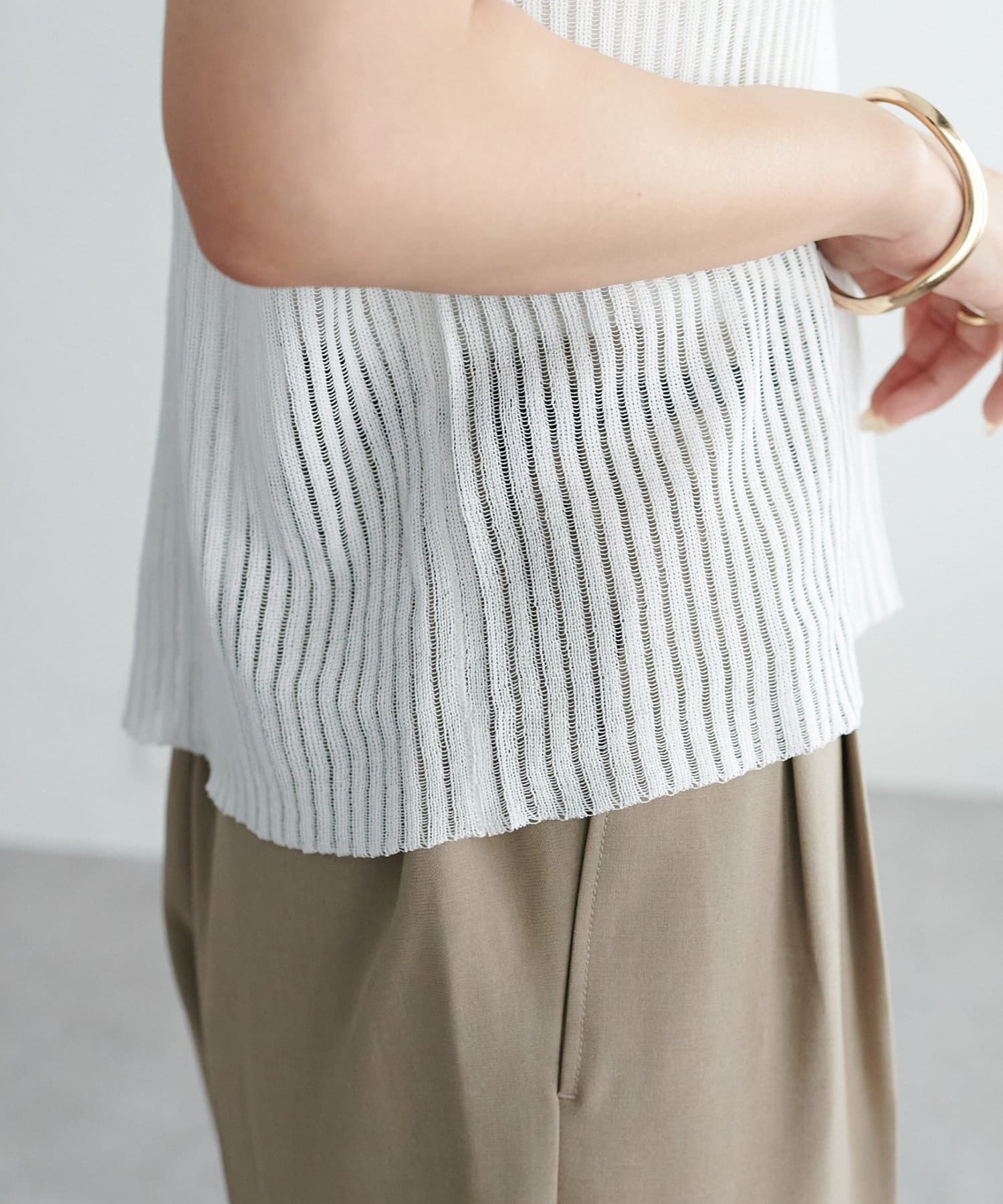 DISCOAT(ディスコート) 【新色追加!/程よい透け感◎//WEB限定】フレンチスリーブリブニット