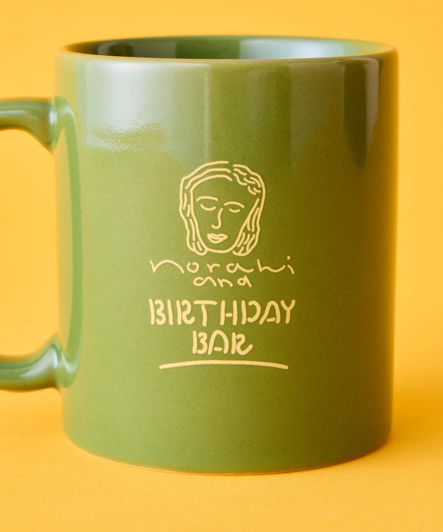 BIRTHDAY BAR(バースデイバー) norahi x BIRTHDAY BAR プリントマグカップ