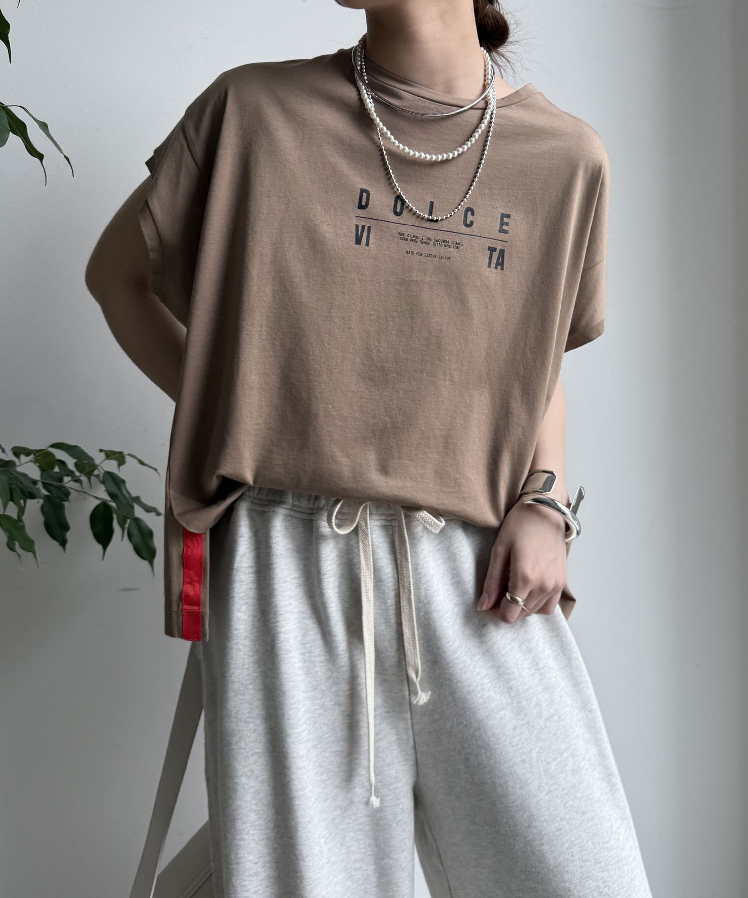DOUDOU(ドゥドゥ) 【WEB限定】カラーラインスリットTEE