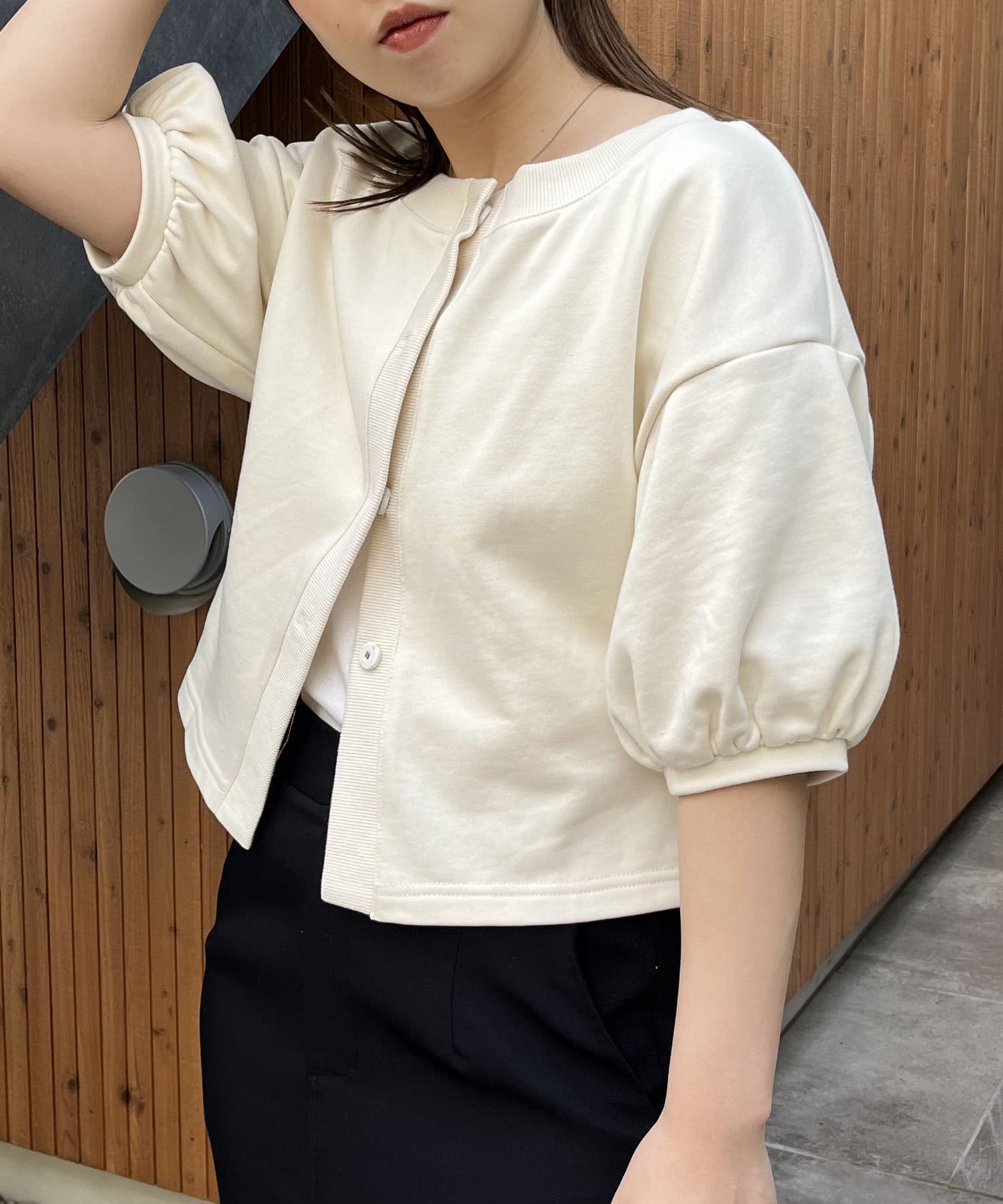 CAPRICIEUX LE'MAGE tシャツ 前開きパフトップス レディース