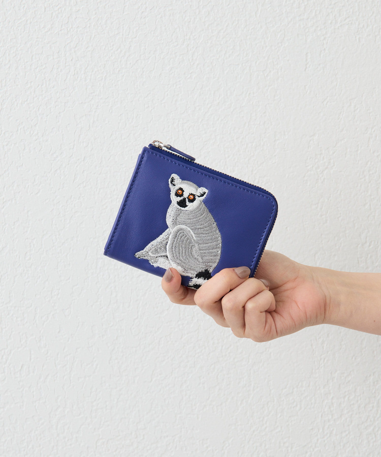 イアパピヨネ　スウォッシュロンドンコラボ財布 イアパピヨネ スウォッシュロンドンコラボ財布 - メルカリ