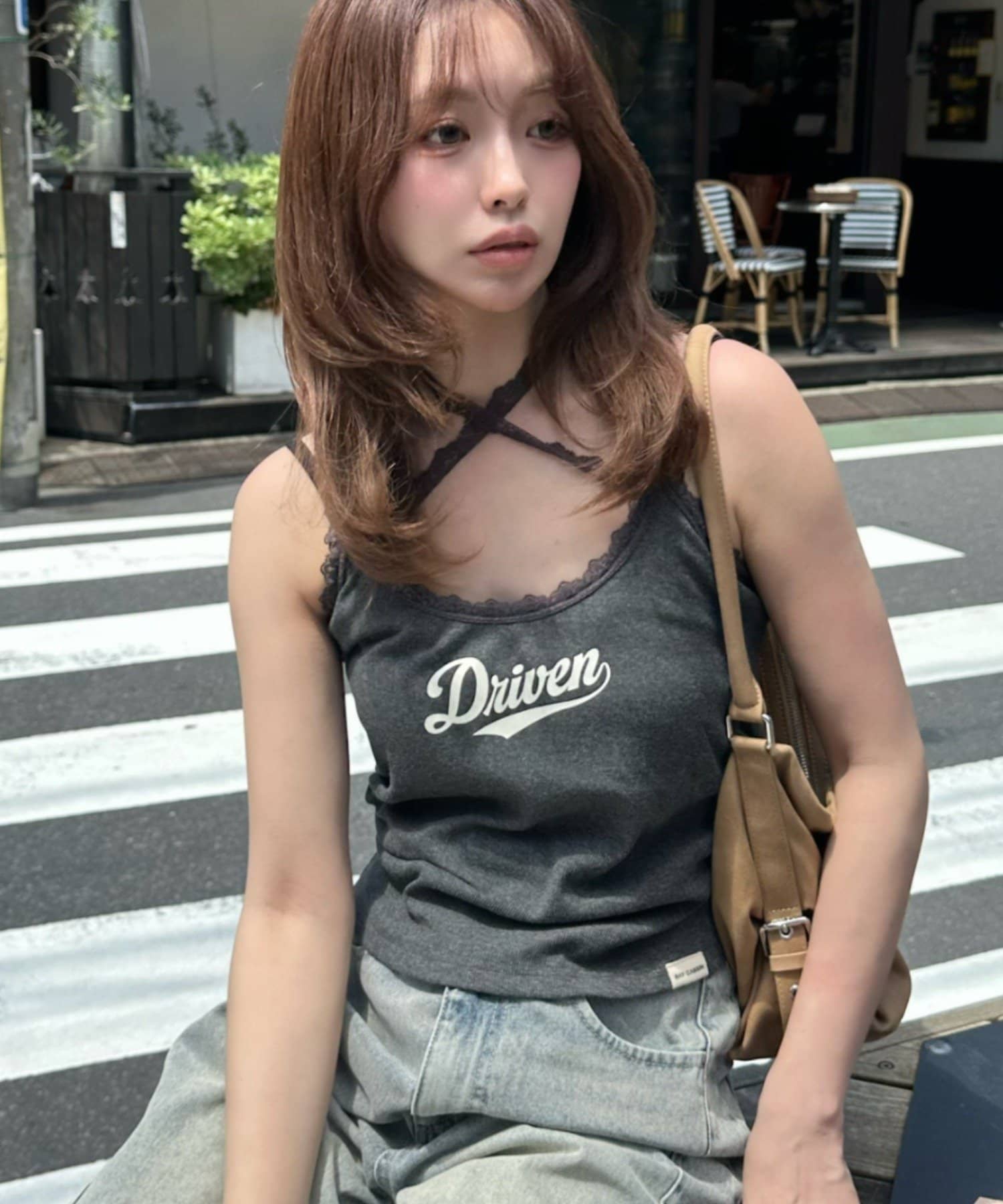 アレンジ多様 レイヤードタンクー 商品コメント ー・パット付きのインナーがセットになったタンクトップ。・サイドのギャザーがウエストを細く見せてくれます。※インナーは取り外せませんが、パットは取り外し可