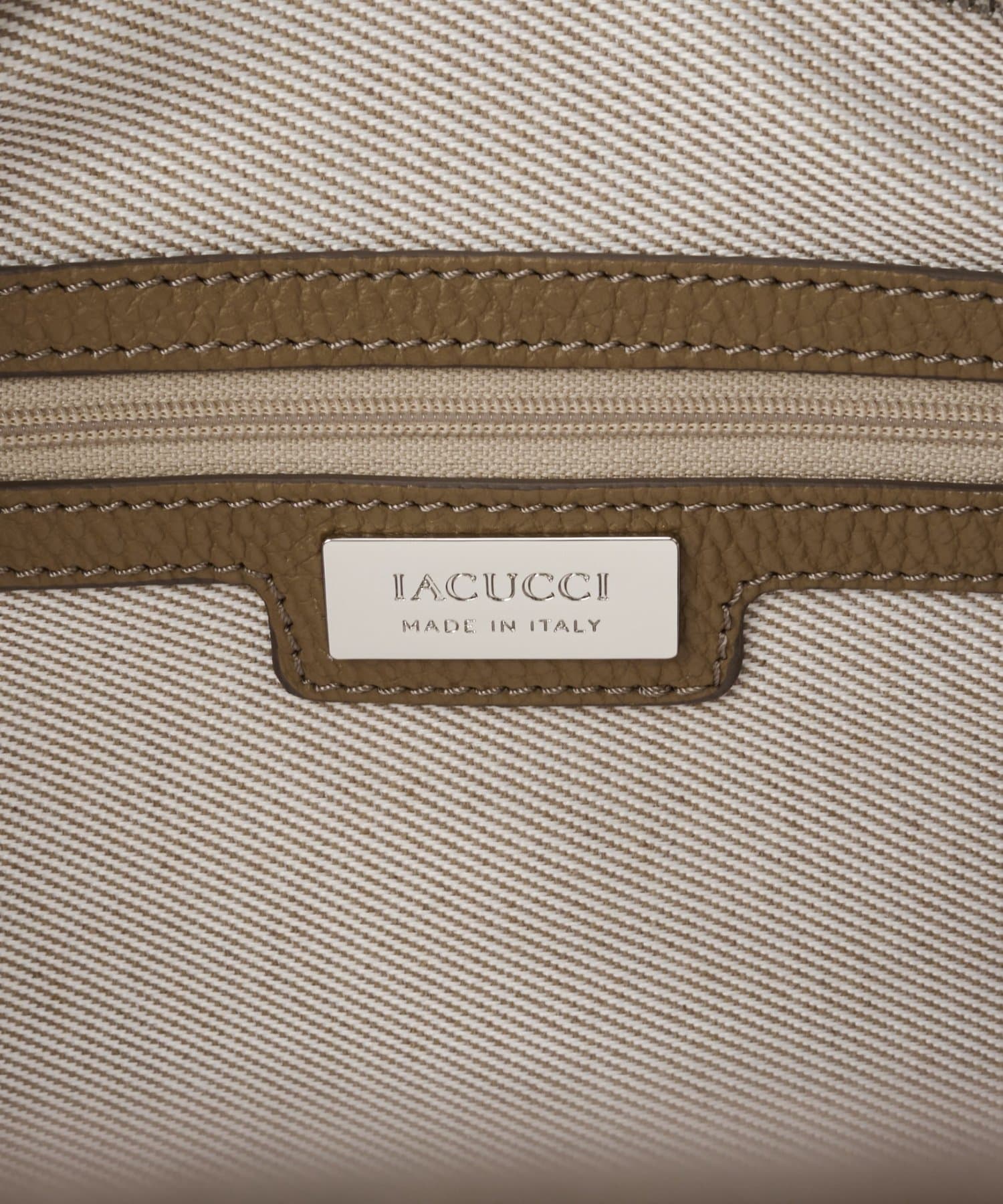 IACUCCI(イアクッチ) 【予約】アミーカ CERVO