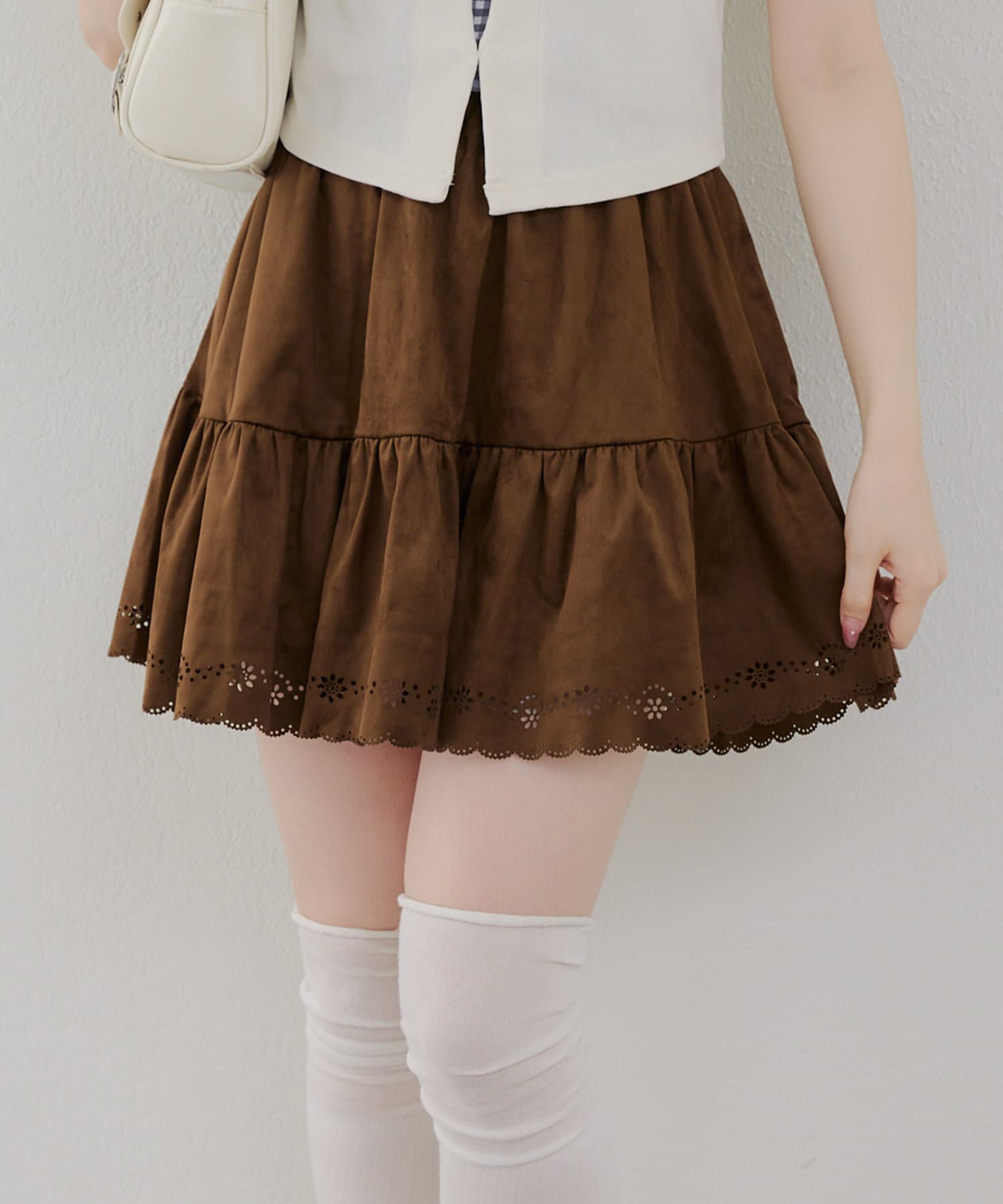 NICE CLAUP / OLIVE des OLIVE OUTLET(ナイスクラップ  / オリーブ デ オリーブ アウトレット) 【RMAF】パンチングフェイクスウェードミニスカート