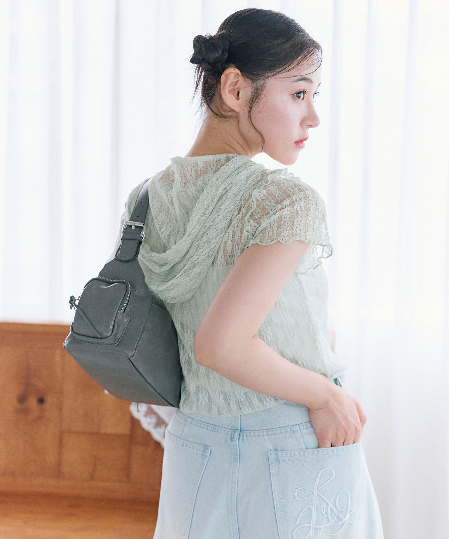 オリーブ・デ・オリーブ画面！ フード付きレーストップス | OLIVE des OLIVE(オリーブ デ