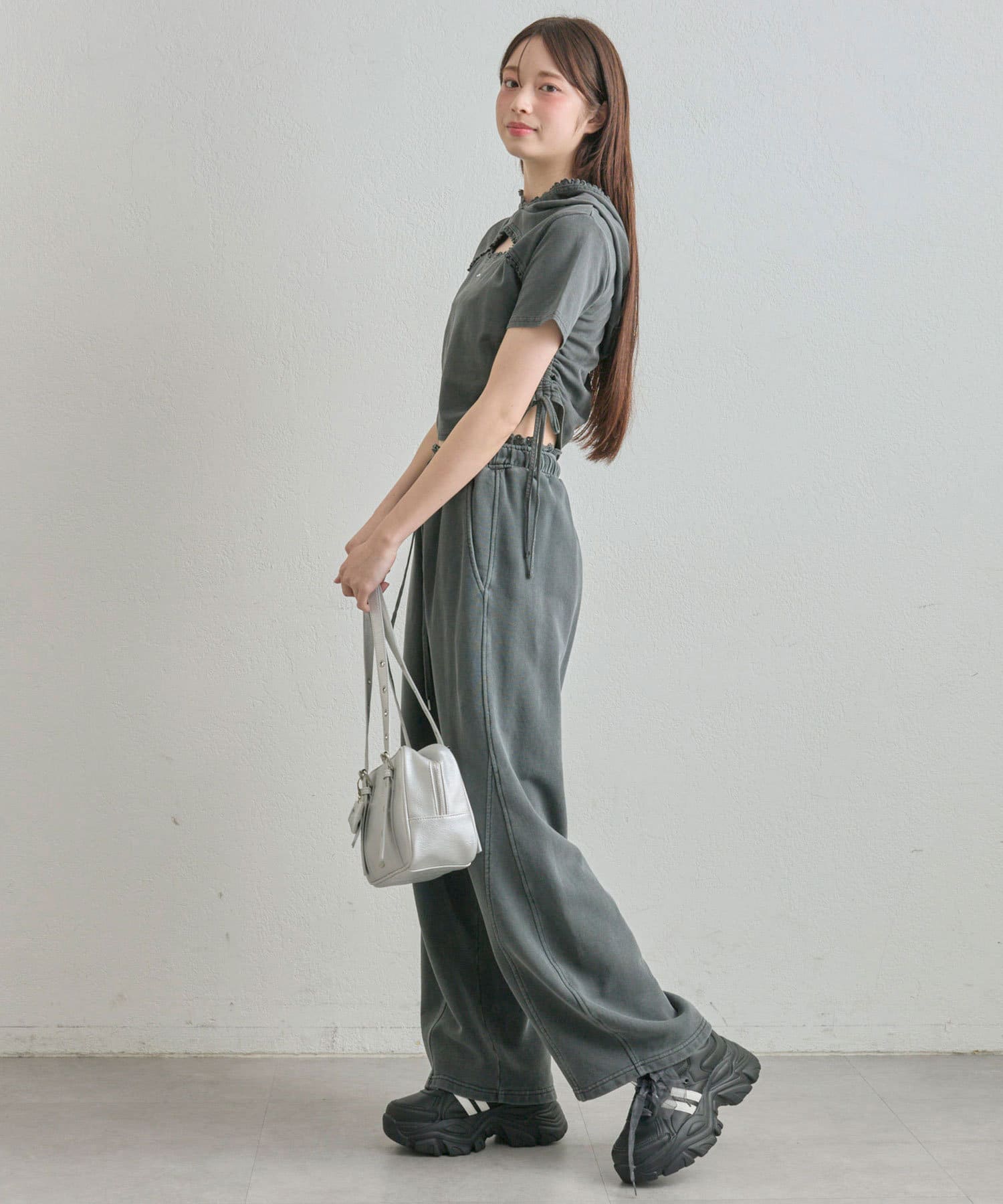 OLIVE des OLIVE(オリーブ デ オリーブ) ピグメントフーディトップス