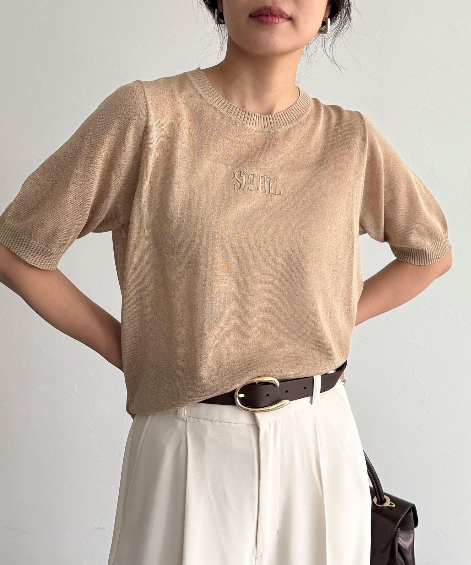 ◇fredy emue◇【2025 SS】オンオフ使える大人のシアーニット●point・同色の刺繍がワンポイントのニットプルオーバーです・夏でも着用できるサラッと軽いニット素材にワンポイントの刺繍が映