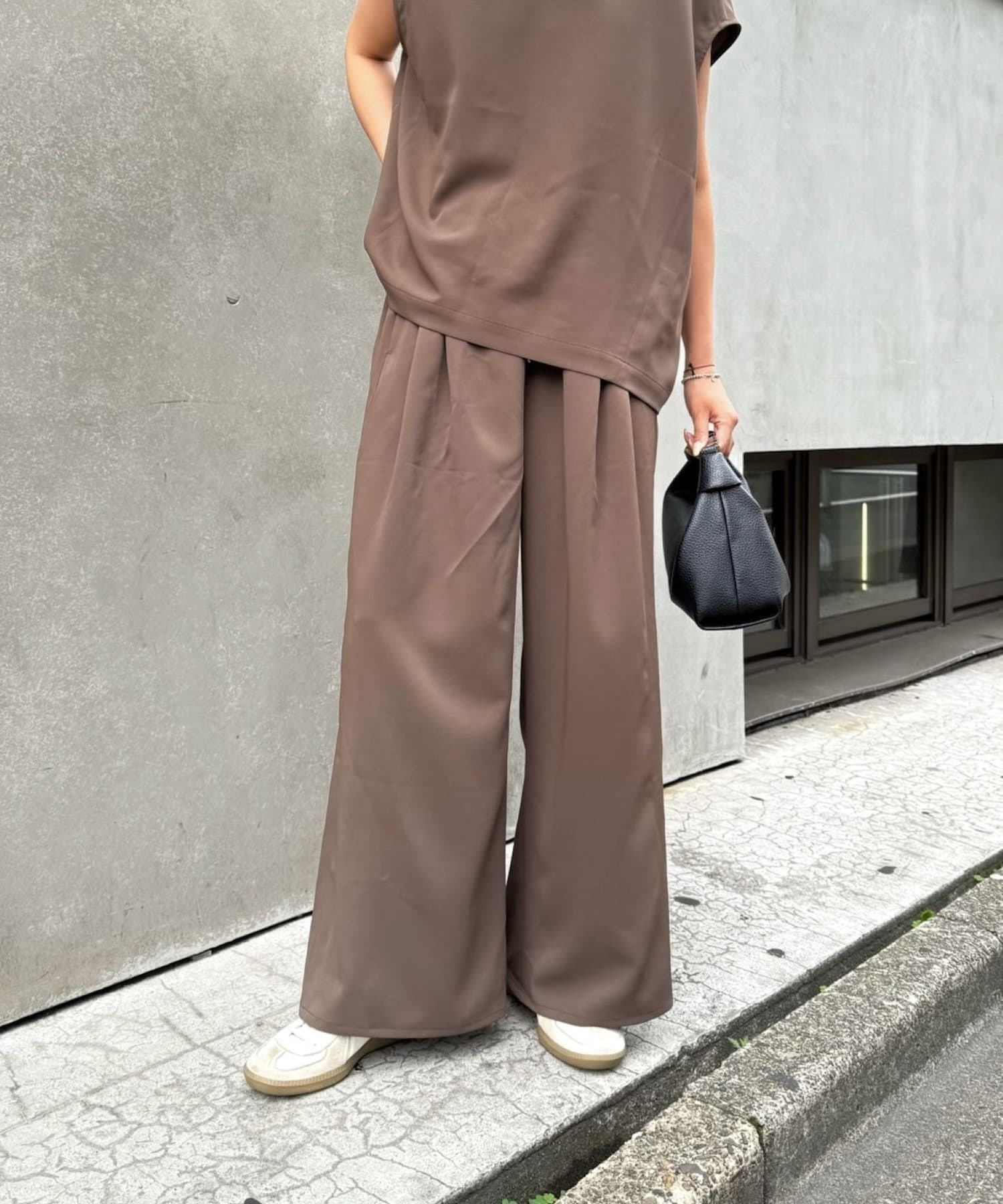 Lui's(ルイス) 2タックワイドイージーパンツ