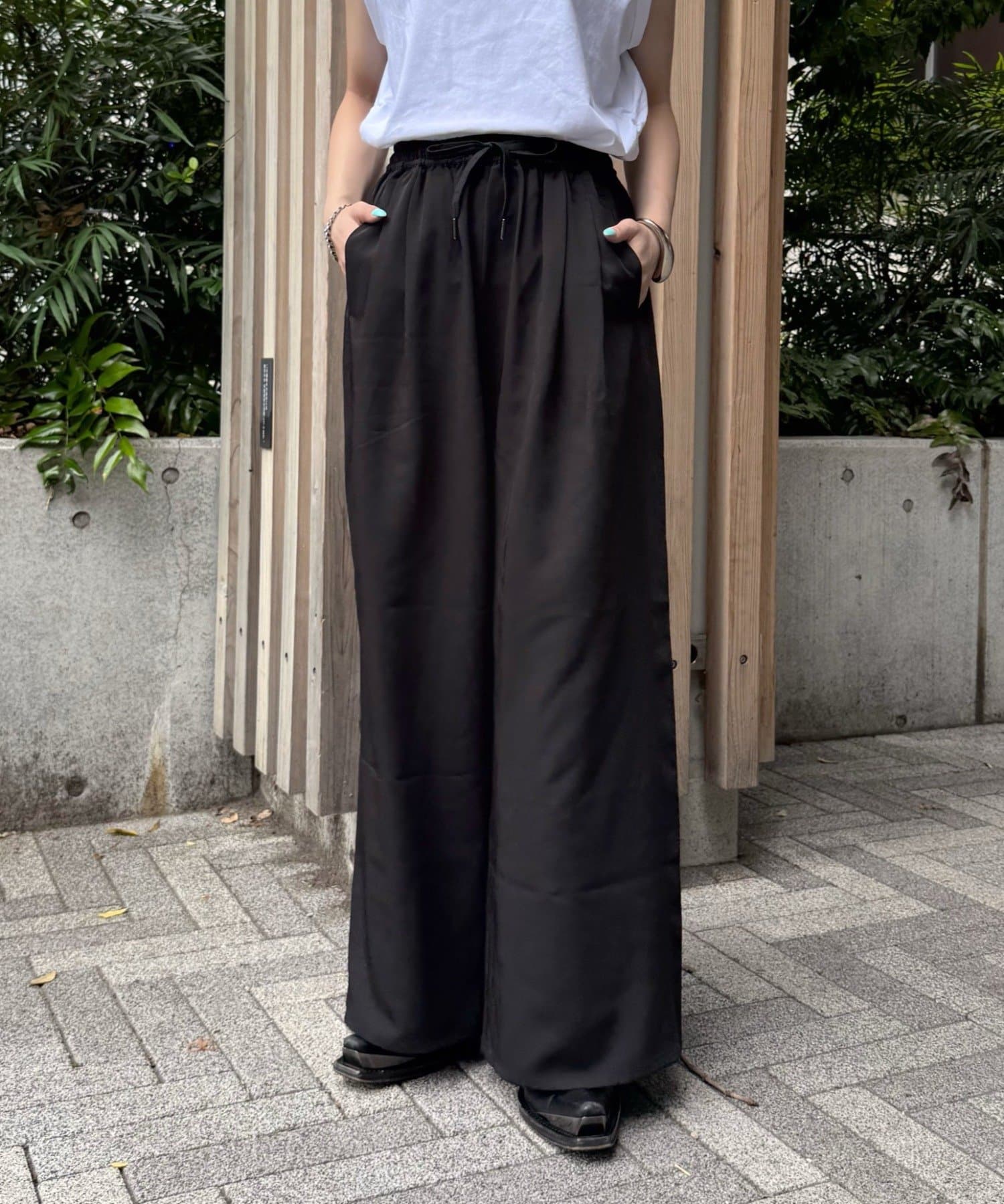 Lui's(ルイス) 2タックワイドイージーパンツ