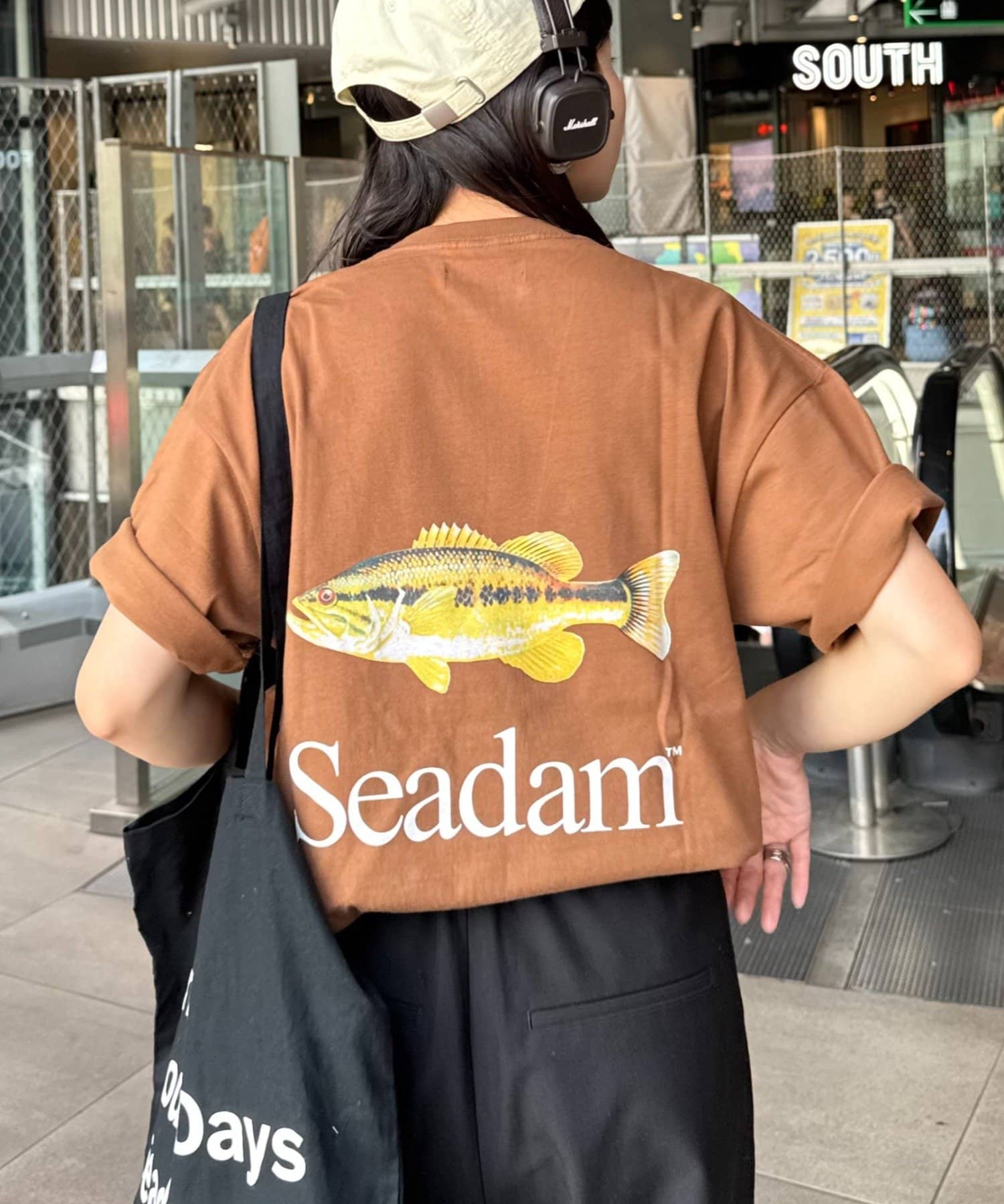 CIAOPANIC TYPY(チャオパニックティピー) 【SEADAM】〈UNISEX〉バックロゴプリントTEE