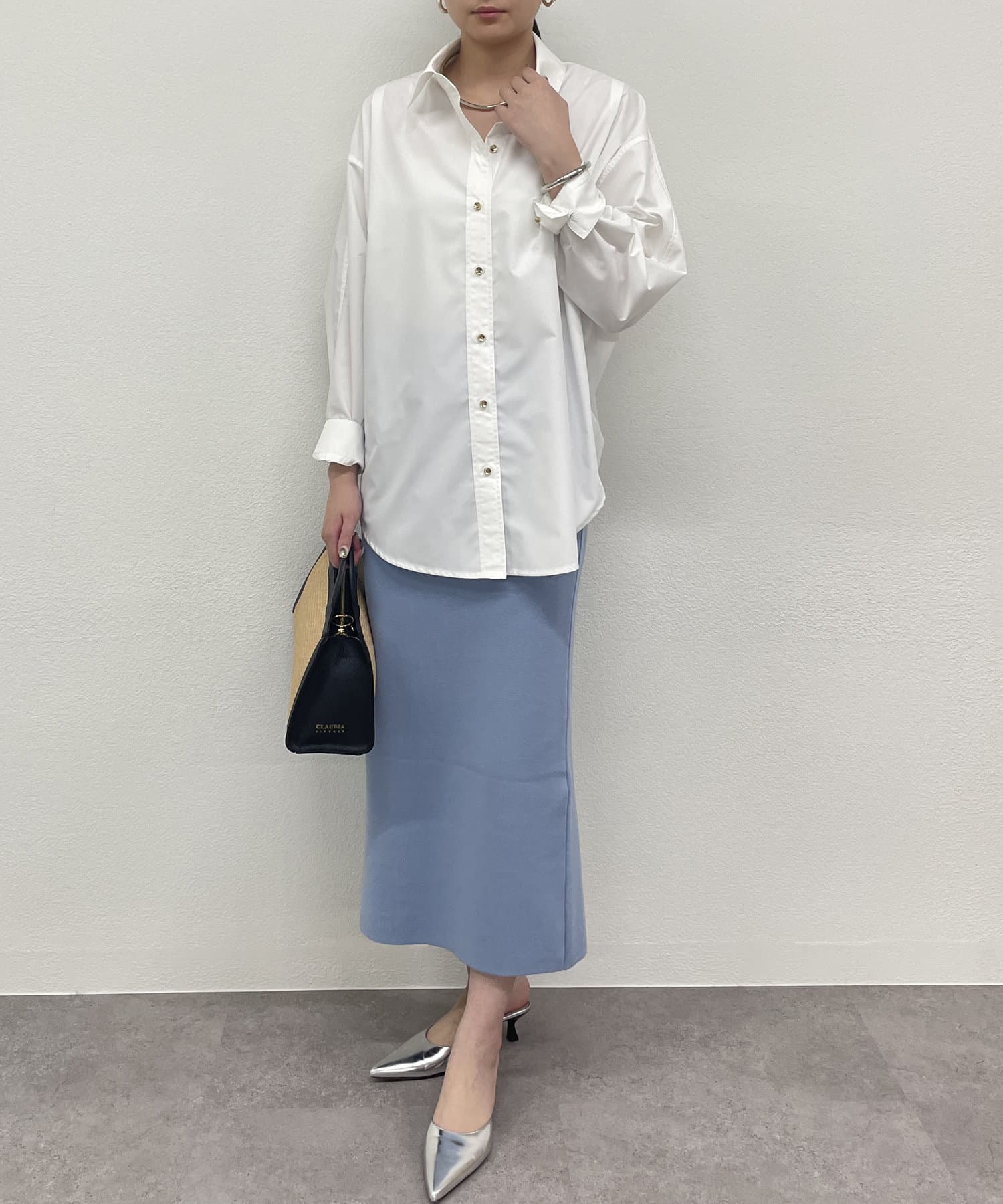 LOUNGEDRESS（ラウンジドレス）の「ライトサテンBIGシャツ