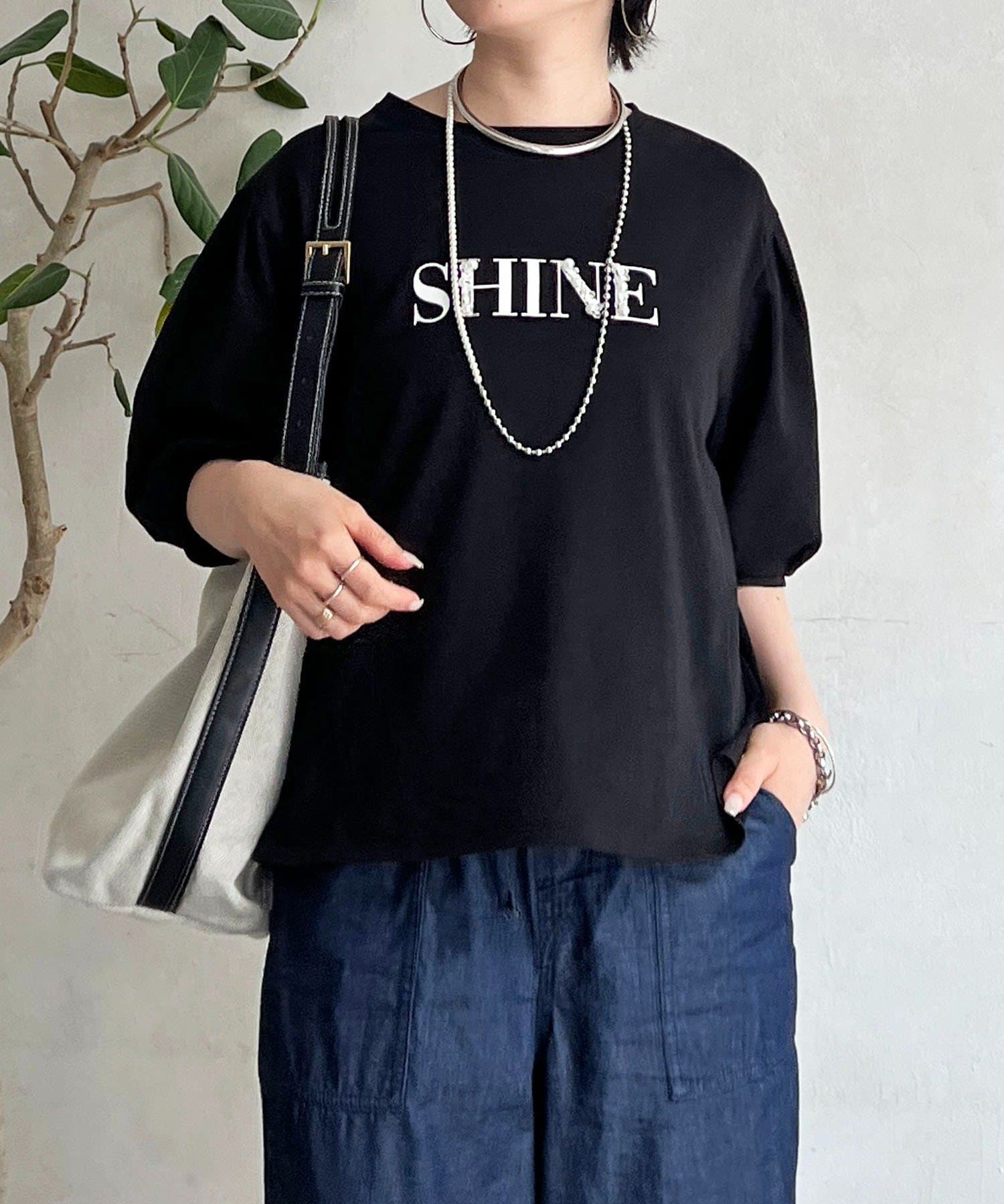 Croisiere(クロジエール) “SHINE ロゴTEE