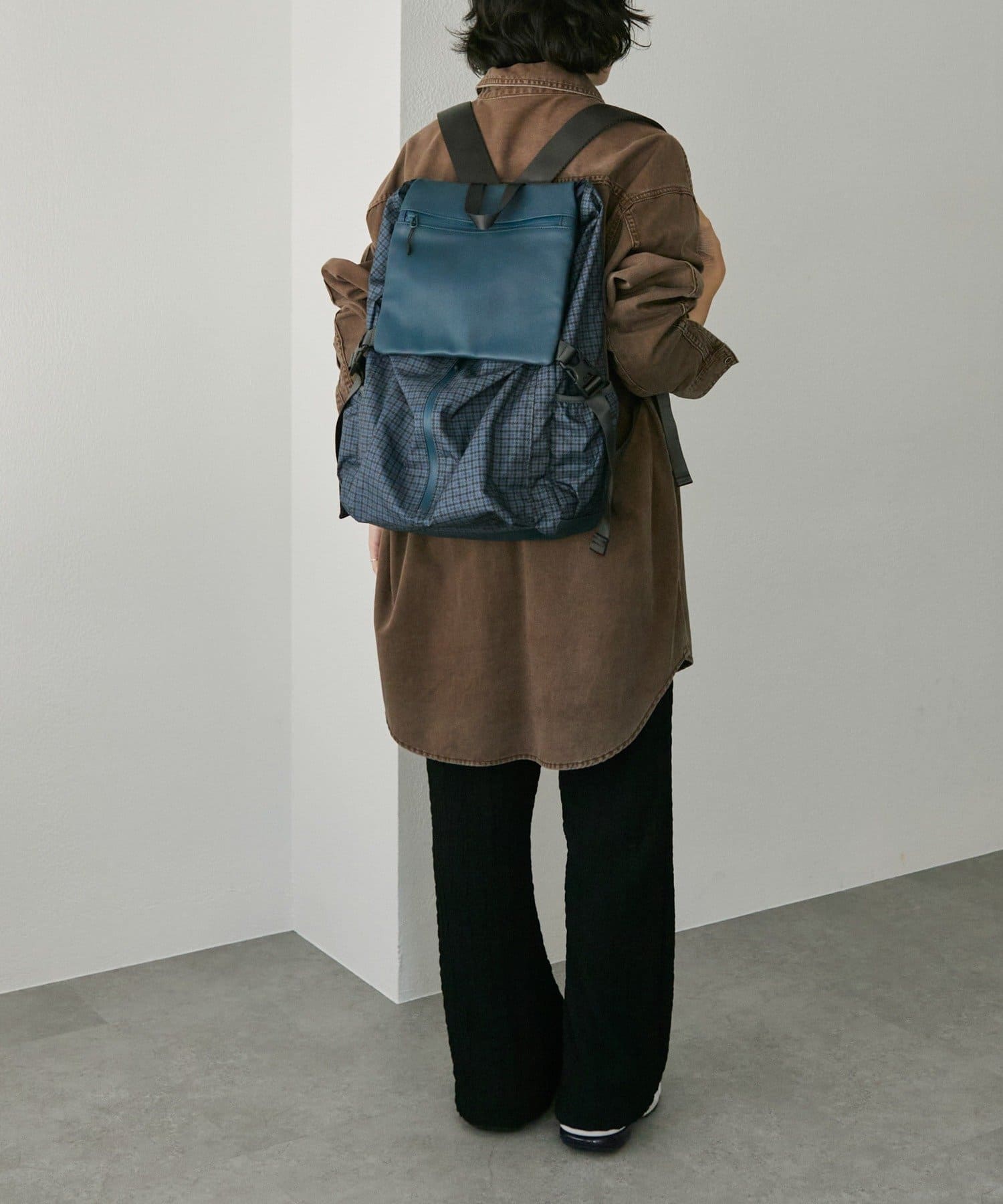 ear PAPILLONNER(イア パピヨネ) 【BURLAPOUTFITTER×ear】1、２泊の旅行/約16リットルの大容量/撥水/ユニセックス/レザーコンビライトリュック
