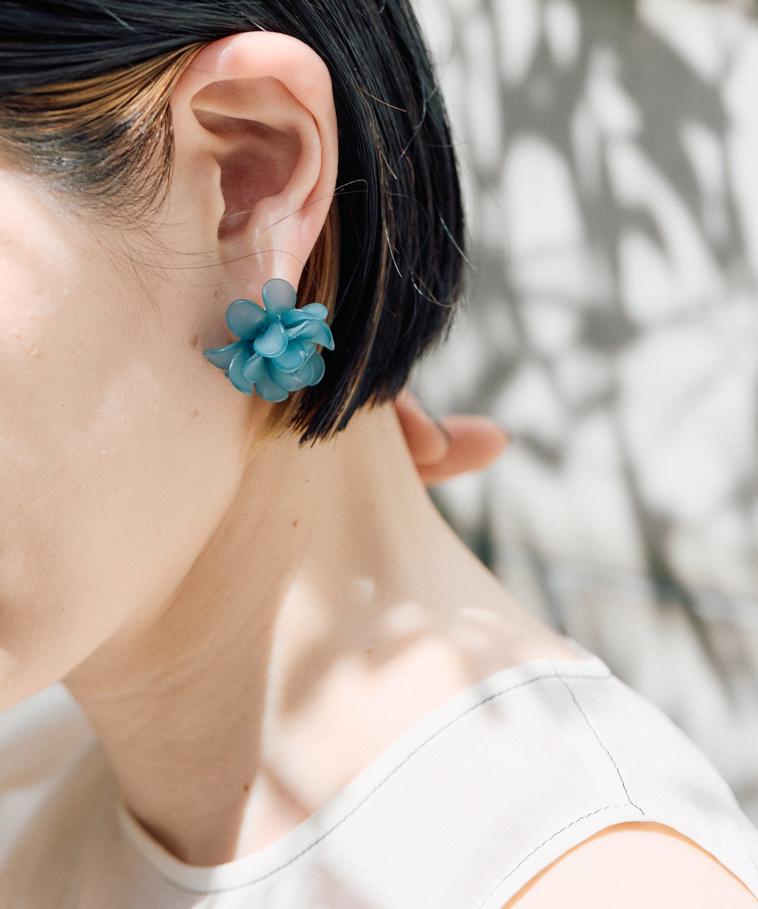 ear PAPILLONNER(イア パピヨネ) 《チタンポスト》フロストフラワーピアス