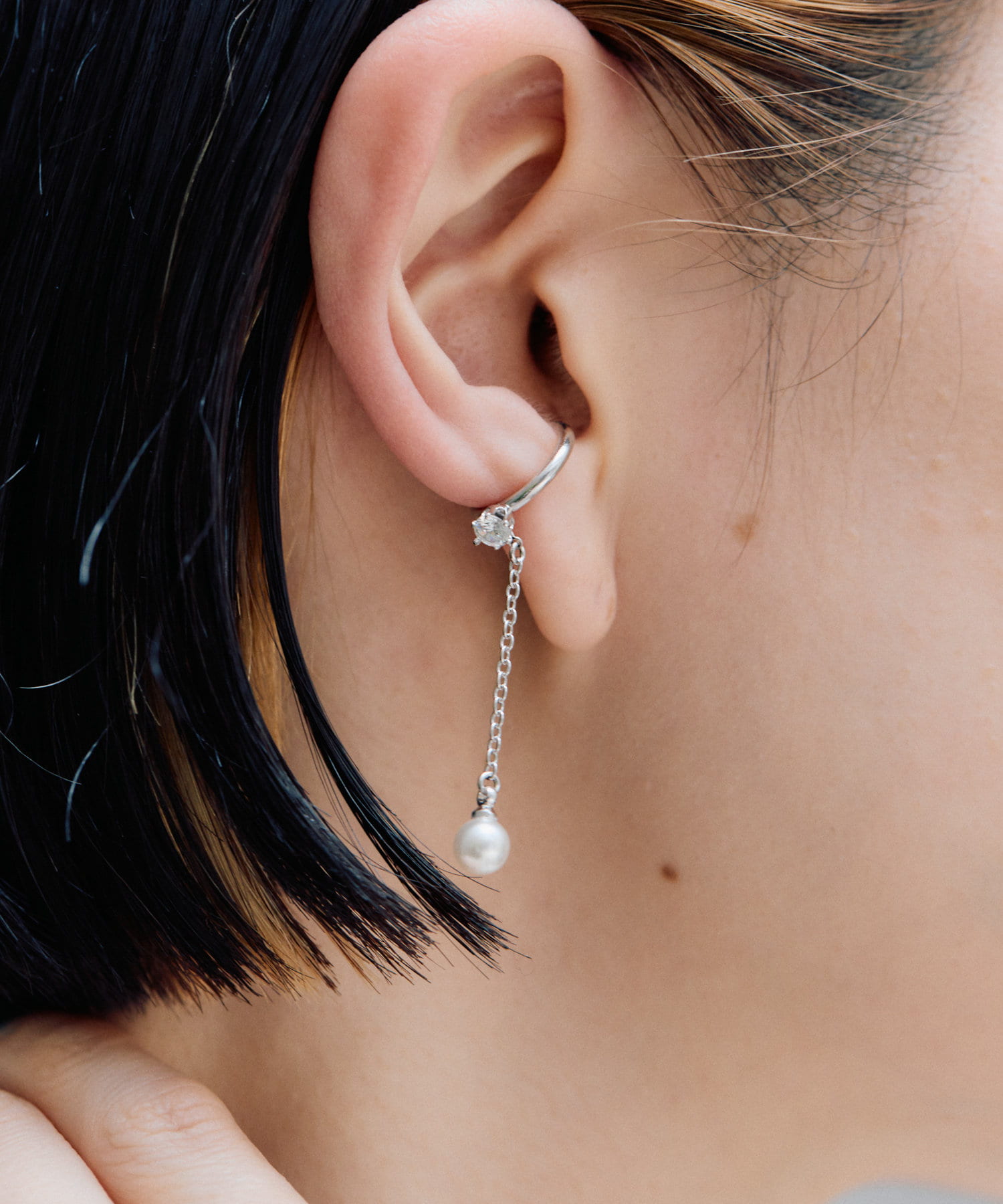 ear PAPILLONNER(イア パピヨネ) チェーン付パールイヤーカフ