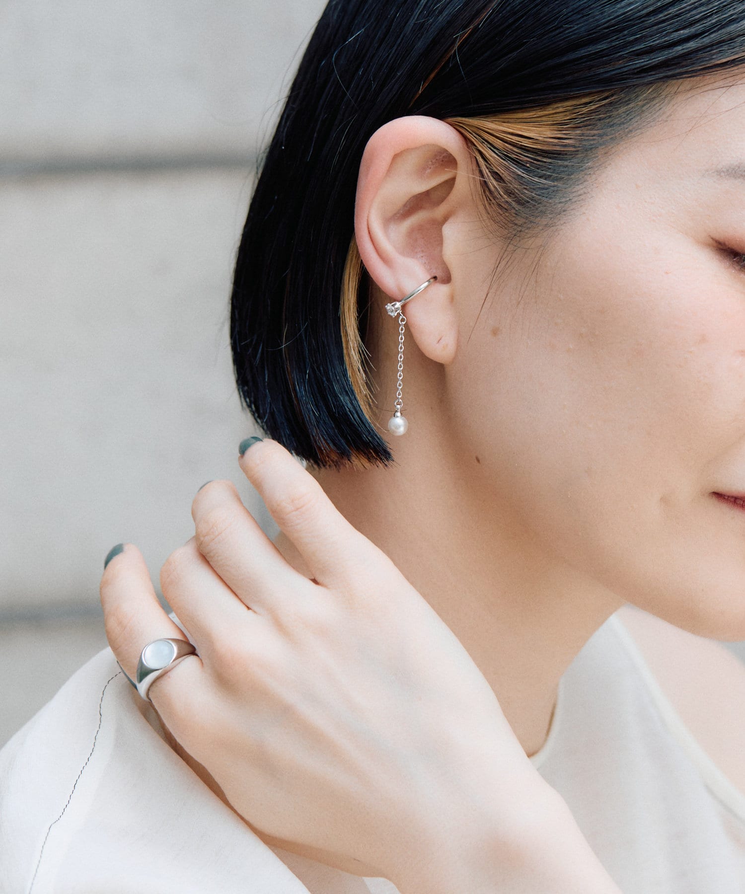 ear PAPILLONNER(イア パピヨネ) チェーン付パールイヤーカフ