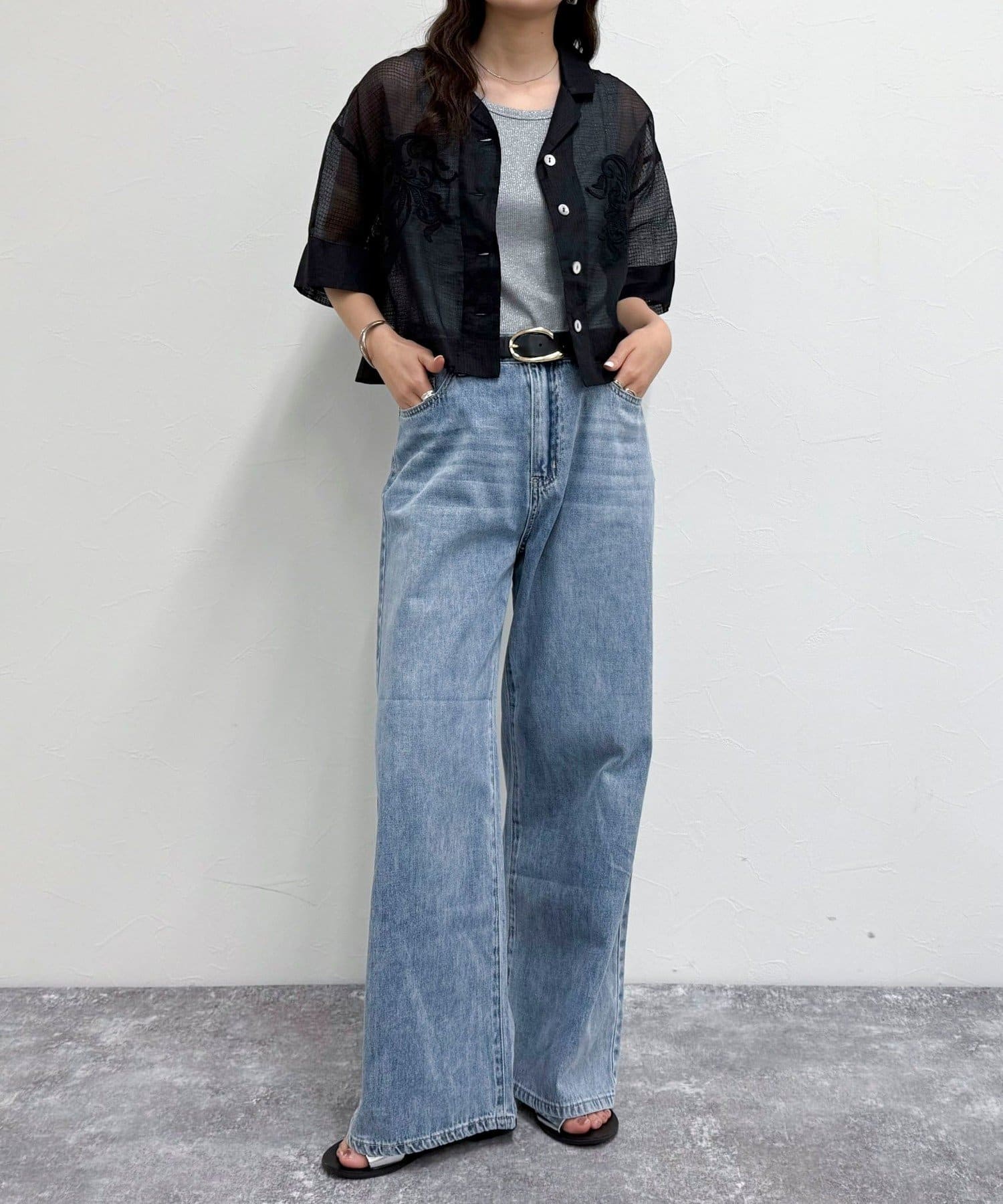FREDY & GLOSTER(フレディ アンド グロスター) ハンド刺繍ショートシャツ