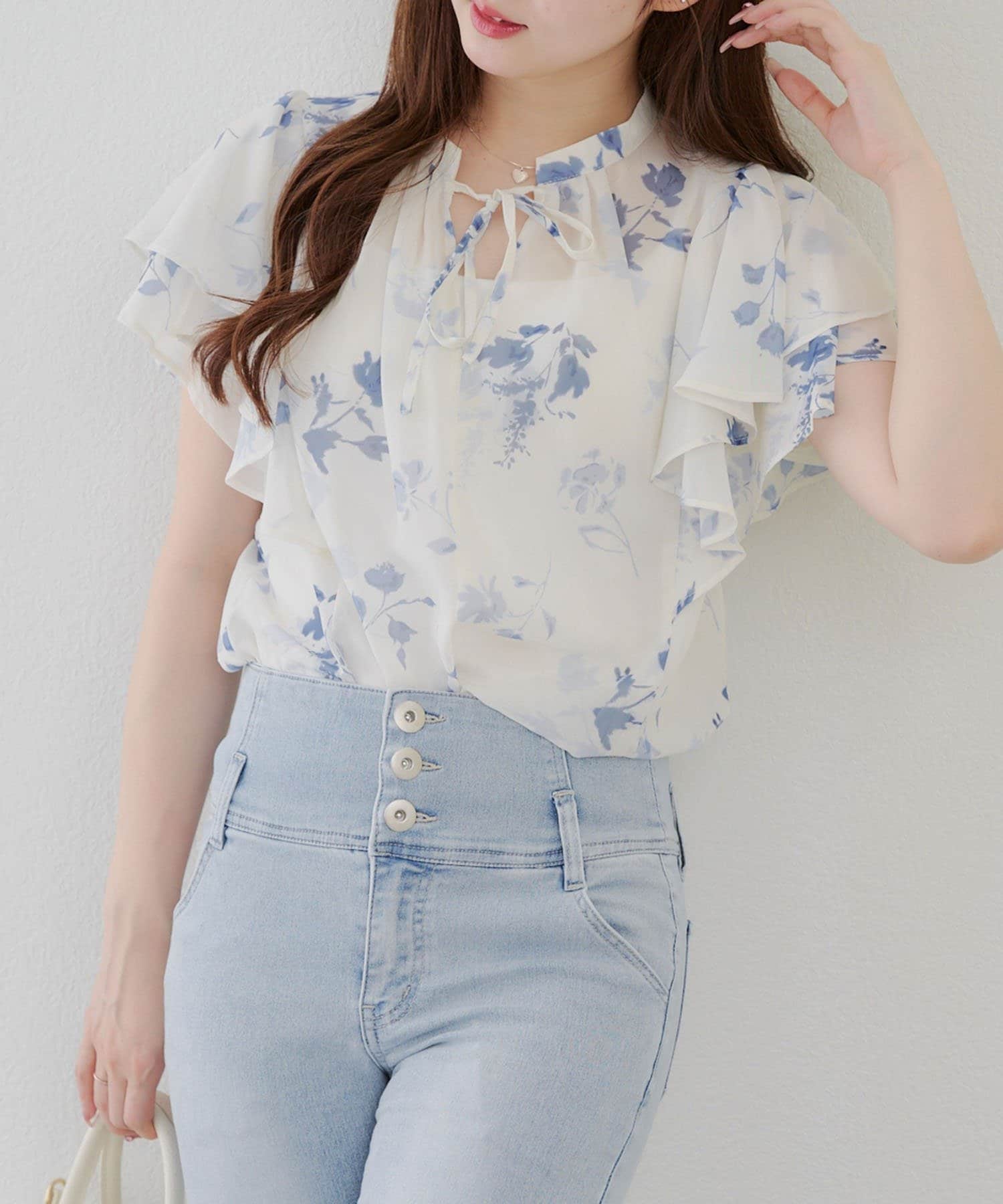 NICE CLAUP / OLIVE des OLIVE OUTLET(ナイスクラップ  / オリーブ デ オリーブ アウトレット) 【ANOTHER BRANCH】ぼかし花柄フレア袖ブラウス