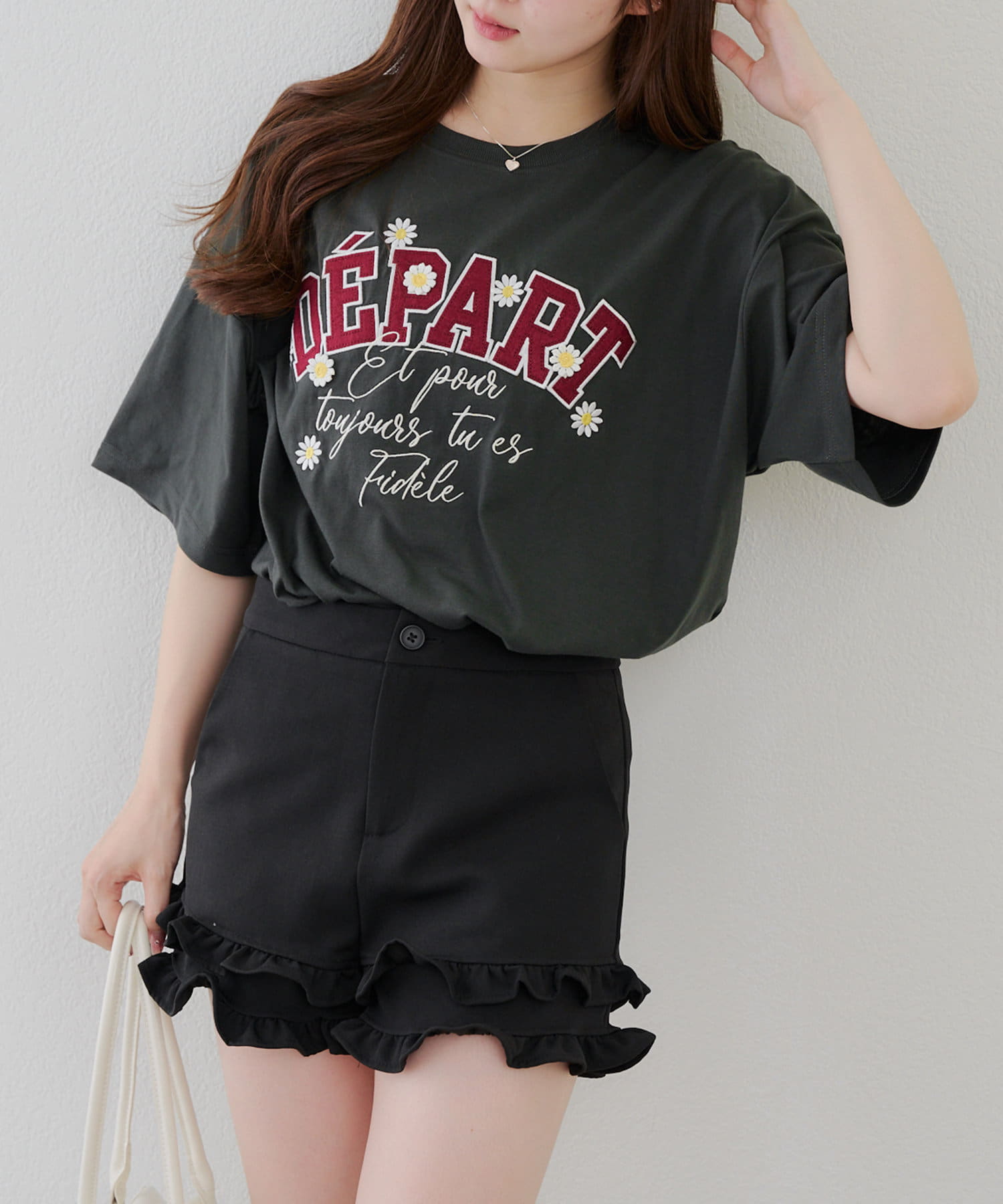 Remind me and forever(リマインドミーアンドフォーエバー) BIGロゴデイジーＴシャツ