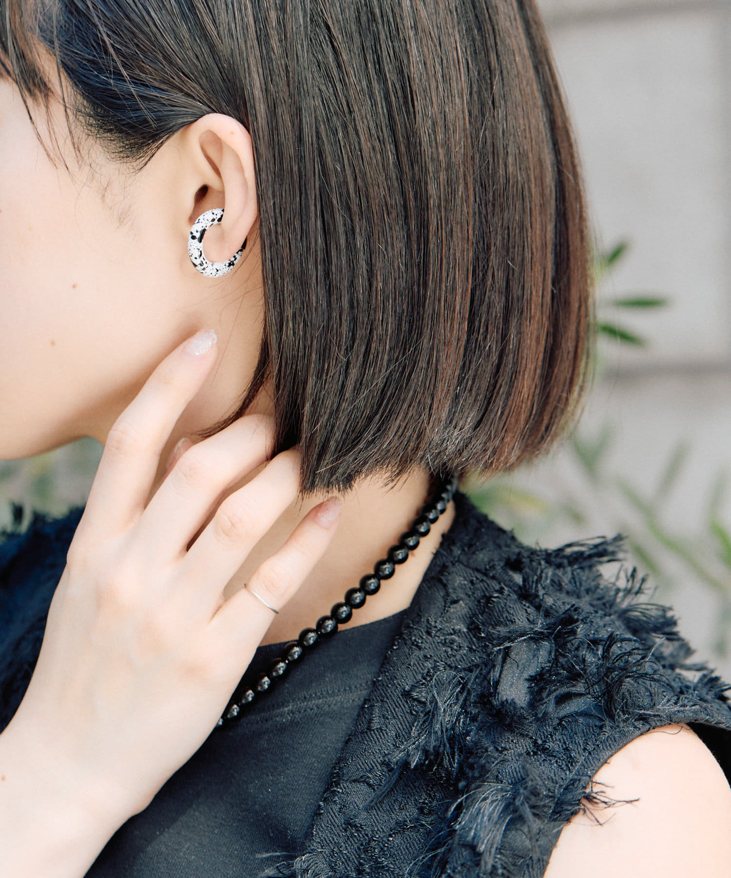 ear PAPILLONNER(イア パピヨネ) モノトーンスプラッシュイヤーカフ