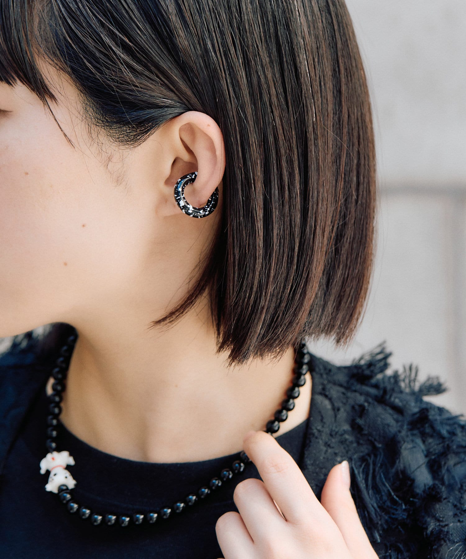 ear PAPILLONNER(イア パピヨネ) モノトーンスプラッシュイヤーカフ
