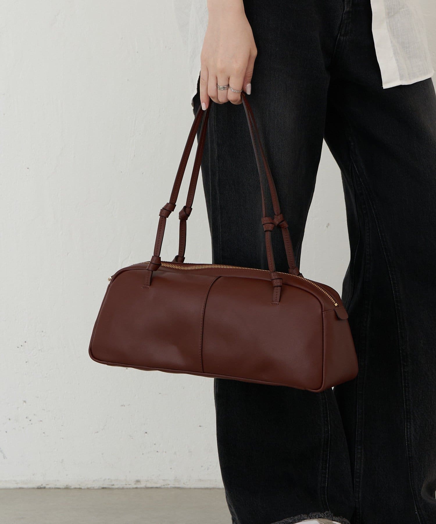 russet(ラシット) レザー横長ボストンバッグ