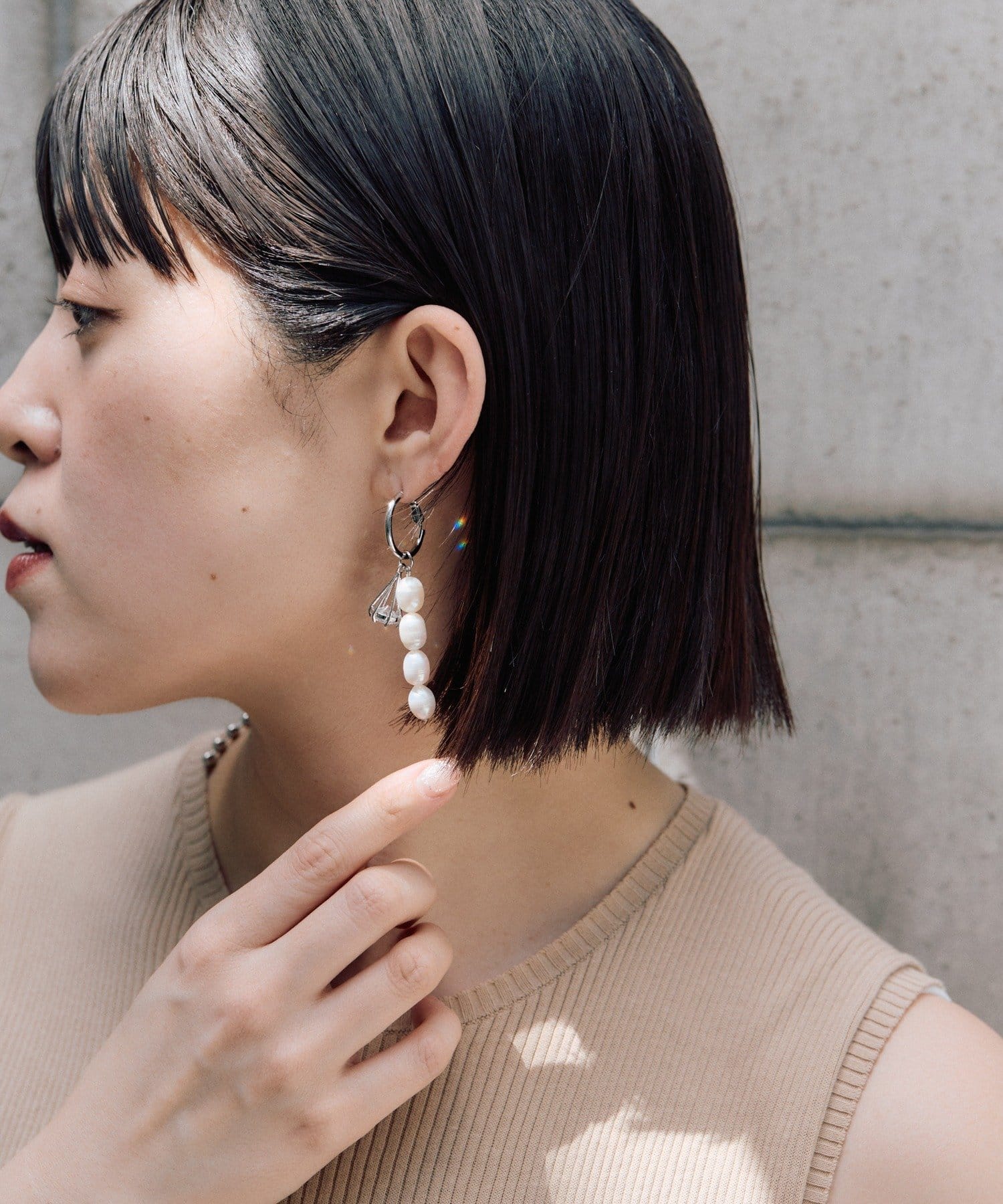 ear PAPILLONNER(イア パピヨネ) 《WEB限定》淡水パール×ボールチェーンピアス