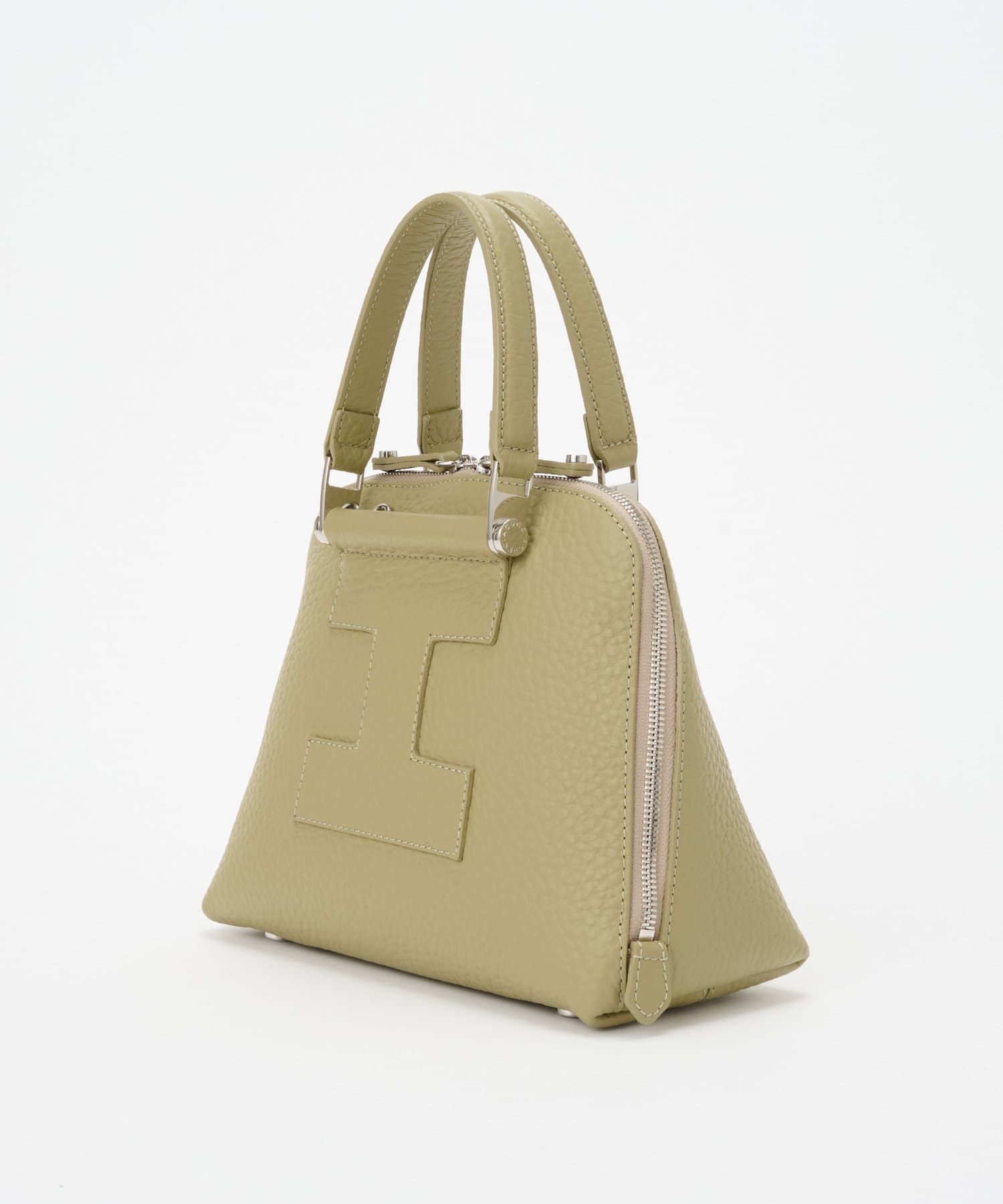 専用☆美品☆ IACUCCI イアクッチ　ギブリ S ALCE 新色登場！】ギブリ S ALCE / IACUCCI | ファッション通販