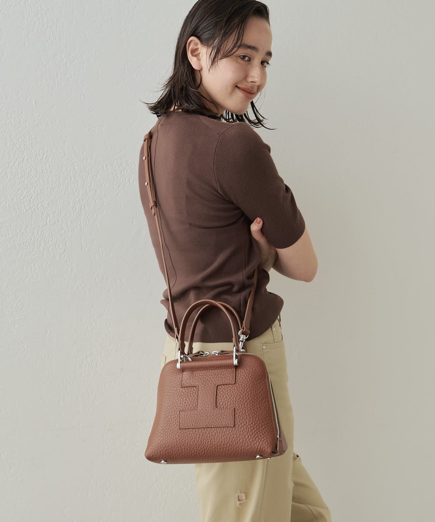 【BEST SELLERS】GHIBLI-4120　ALCE秋冬コレクションの展開を先駆け、今シーズンの限定色が新登場！●「I」ロゴが大きくあしらわれたトートシリーズ●オケージョンシーンにも活躍するク
