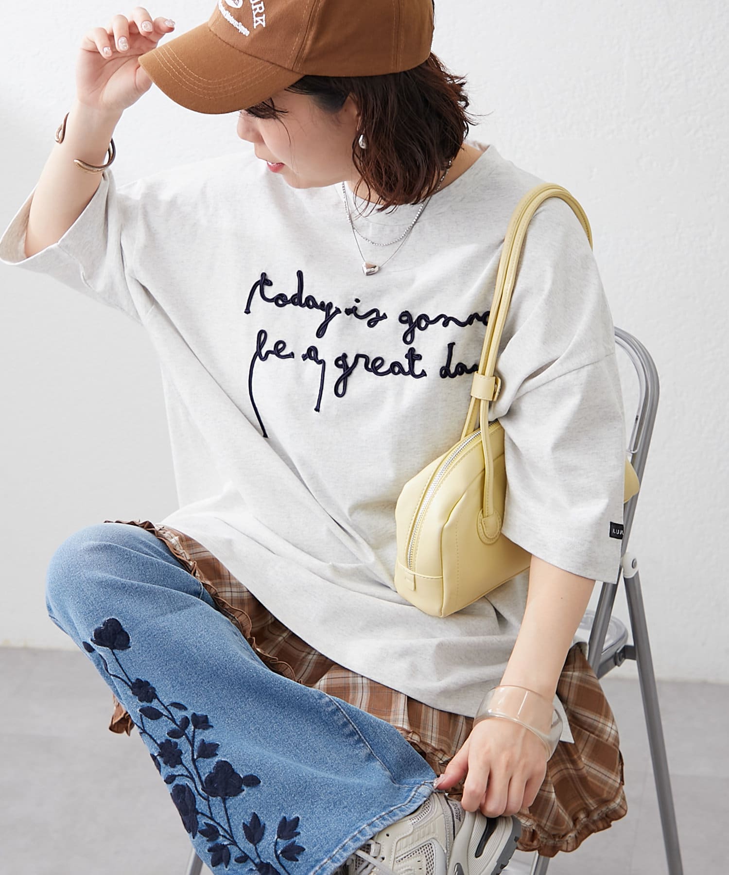 Remind me and forever(リマインドミーアンドフォーエバー) 【NUNIFE】コード刺繍BIGTシャツ　ユニセックス
