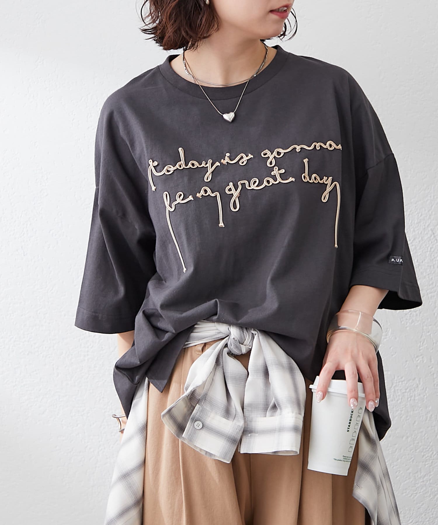 Remind me and forever(リマインドミーアンドフォーエバー) 【NUNIFE】コード刺繍BIGTシャツ　ユニセックス