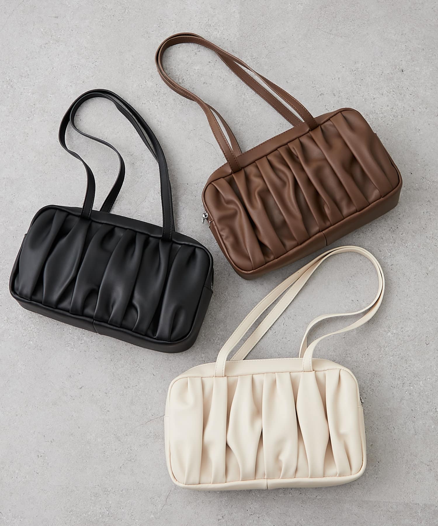 Remind me and forever(リマインドミーアンドフォーエバー) 【WEB限定】タック入ボストンバッグ