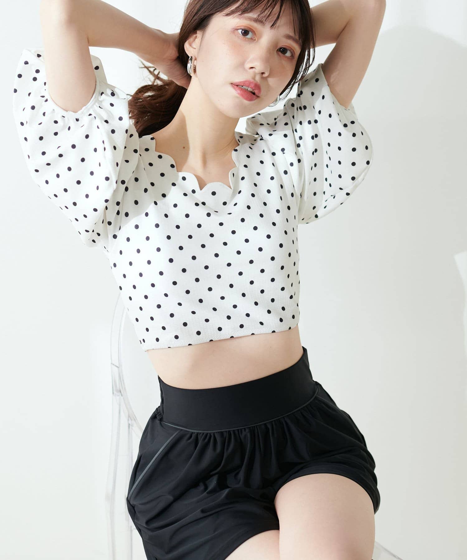 NICE CLAUP / OLIVE des OLIVE OUTLET(ナイスクラップ  / オリーブ デ オリーブ アウトレット) 【natural coutur】＜水着＞スカラップネックボリュームスリーブトップ