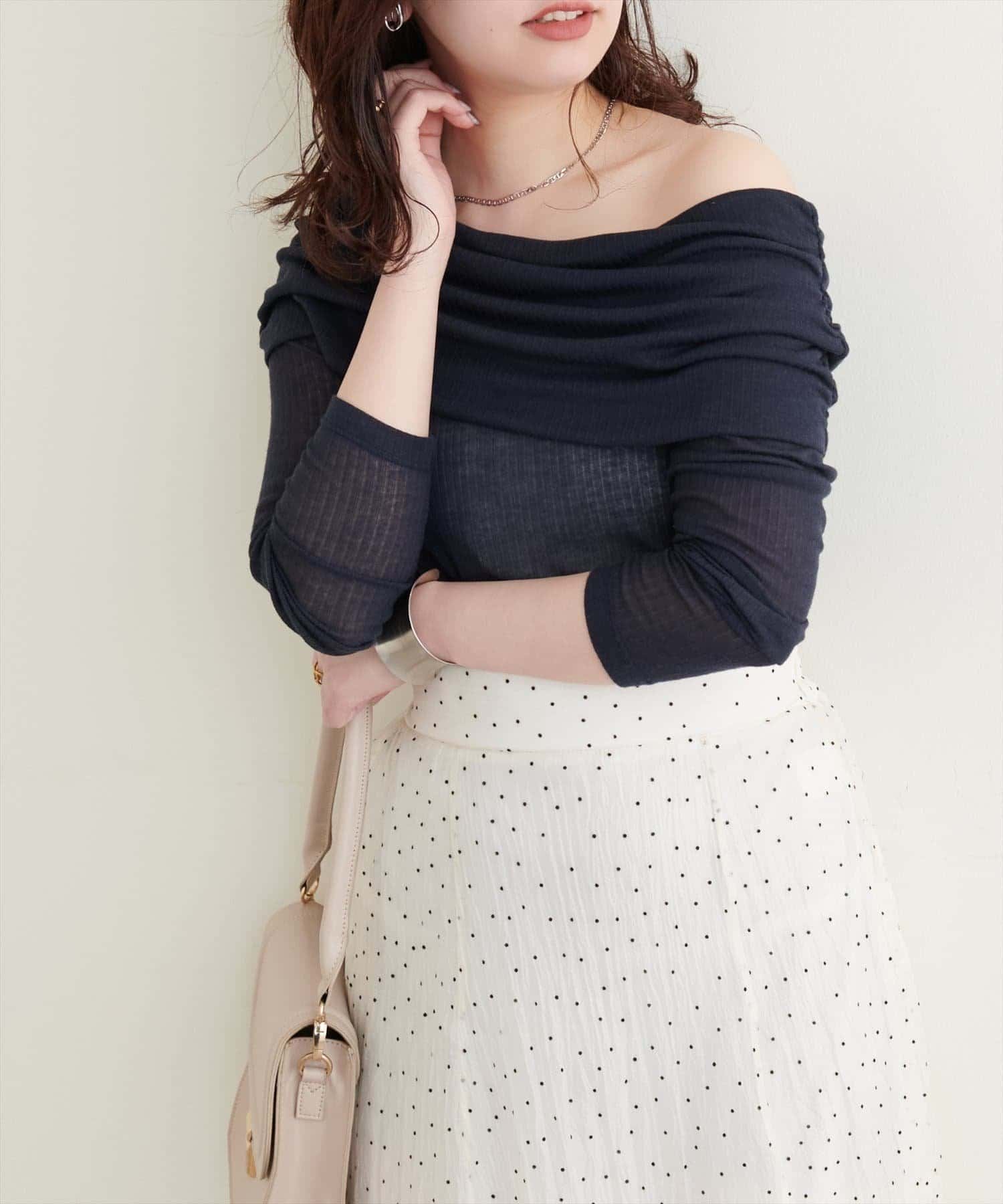 NICE CLAUP / OLIVE des OLIVE OUTLET(ナイスクラップ  / オリーブ デ オリーブ アウトレット) 【natural couture】シアーギャザーオフショルプルオーバー