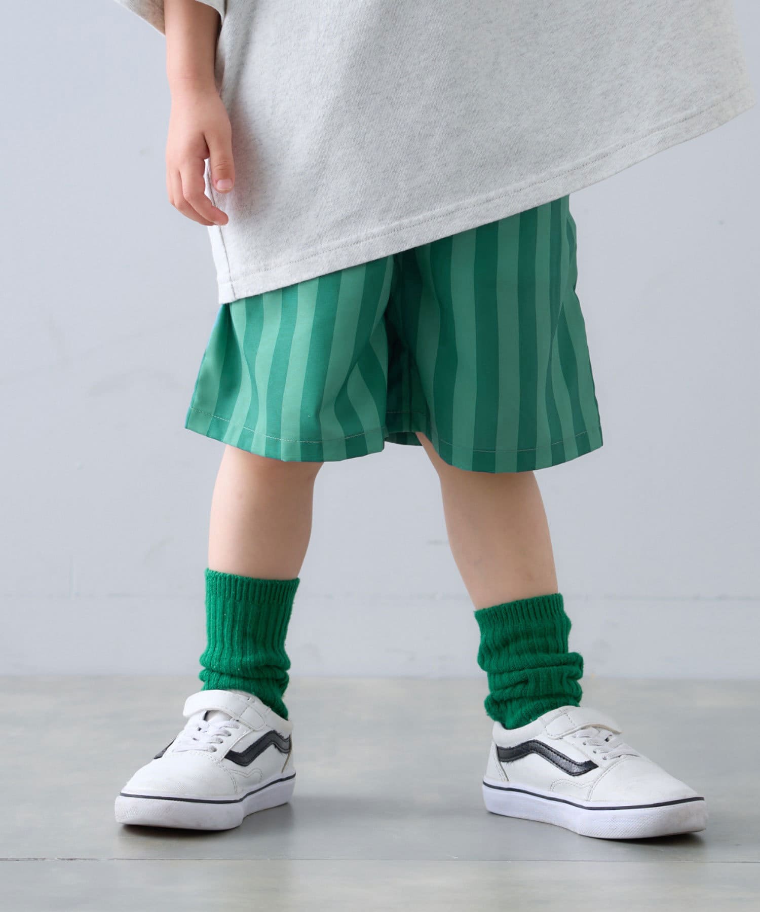 【WEB限定】今年の夏はこれで決まり！おしゃれ見え☆水陸両用スイムパンツ■デザインおしゃれな総柄が目を惹くスイムショーツが登場！体に張り付かないサイズ感なので、動きやすさにこだわりました♩内側にはメッ