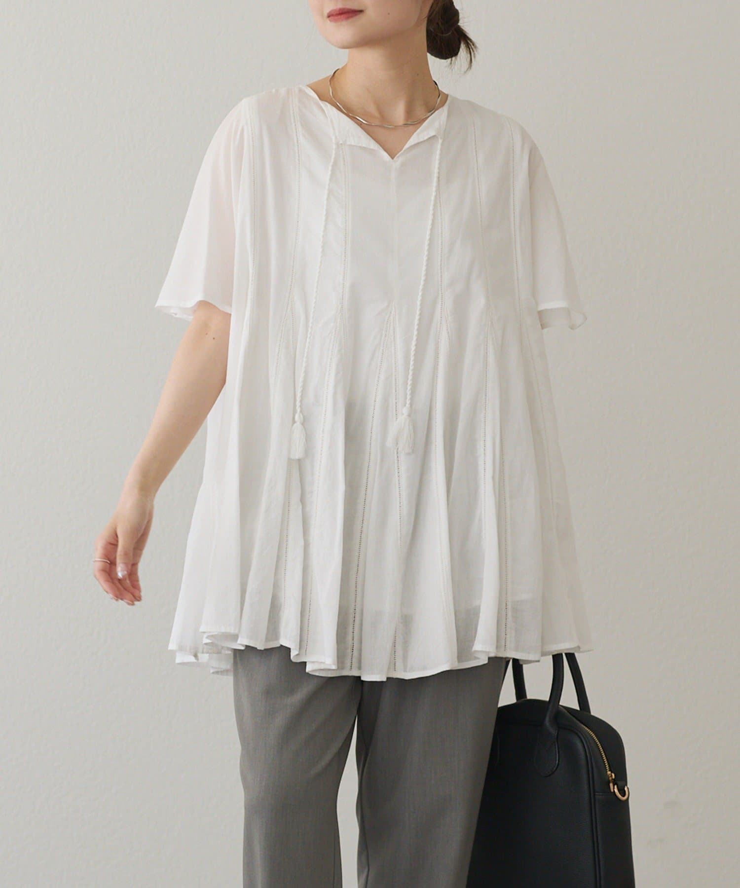 PUAL CE CIN　2025 SS collection 【レトロシック】ミニマルなデザインとソフトなクラフト感による洗練されたレトロスタイルと上品で心地良いテクスチャーを重ねたコンフォートスタイ