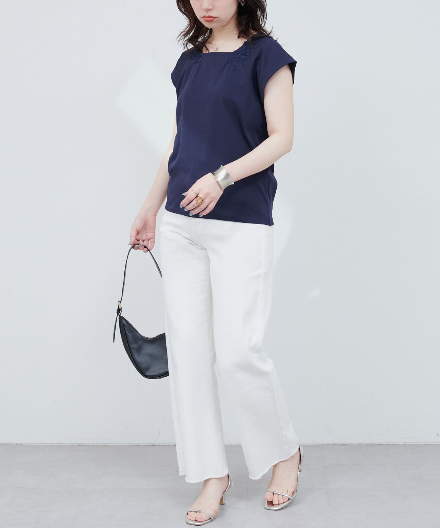 natural couture(ナチュラルクチュール) 【WEB限定】花柄レーススクエアネックTシャツ