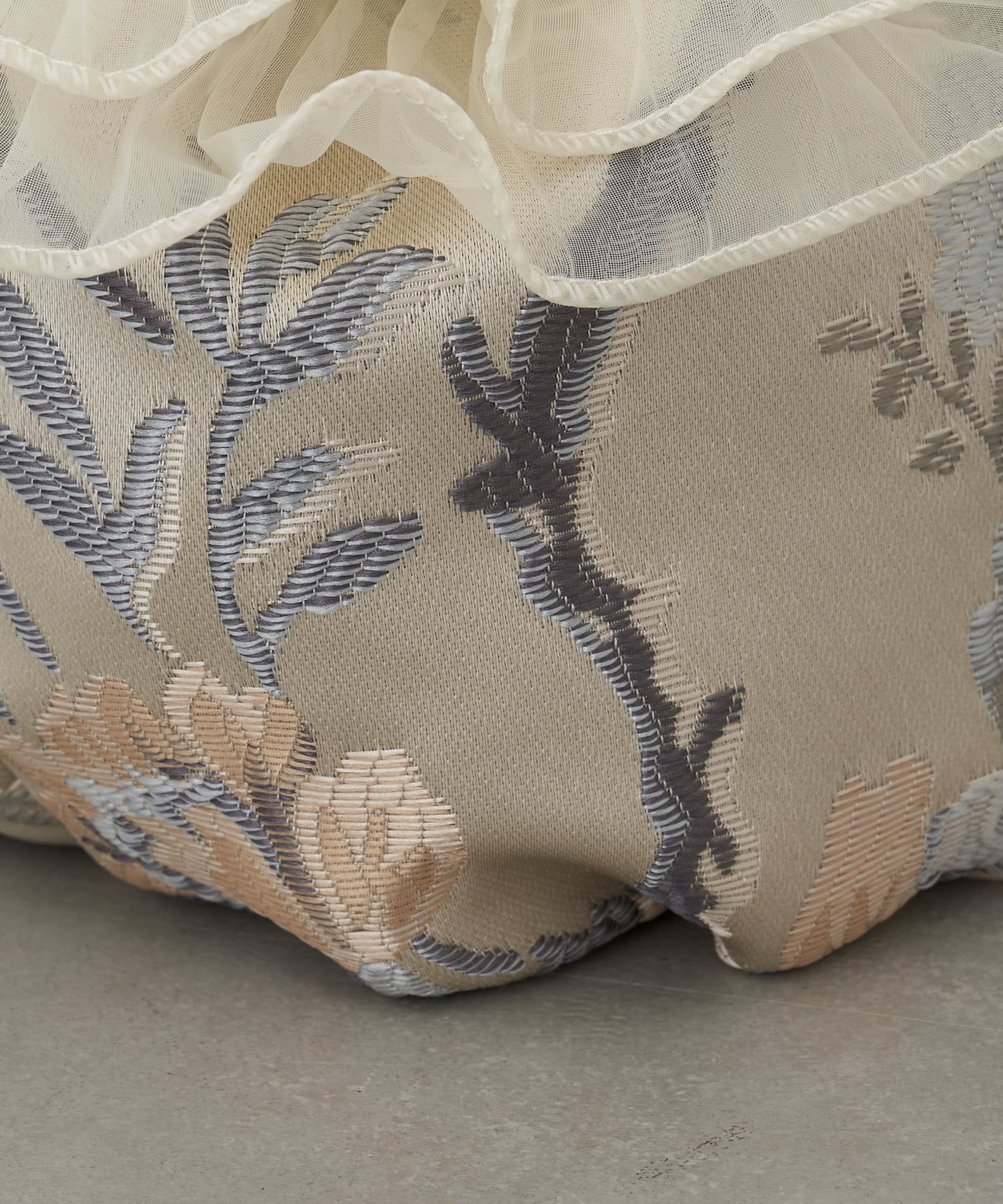 Lattice(ラティス) 【人気の為再入荷】【和装におすすめ】刺繍花柄巾着バッグ