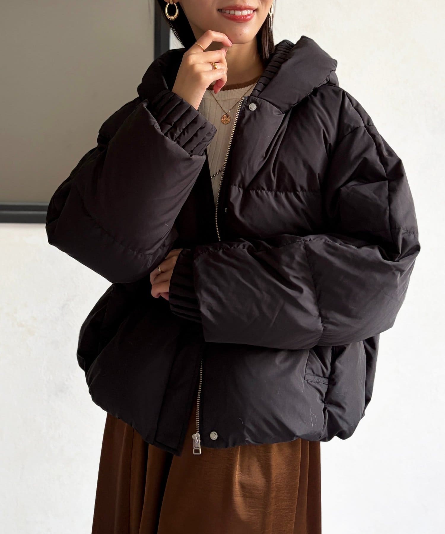 Chez toi(シェトワ) プリーツネックショートダウン