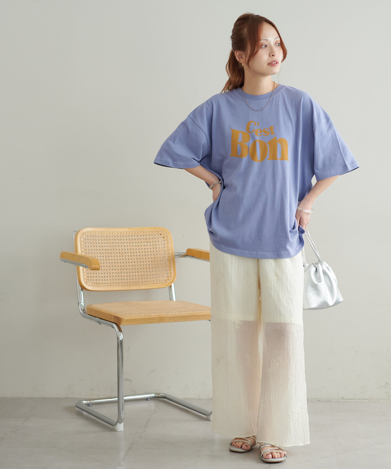 DISCOAT(ディスコート) 花柄刺繍パンツ