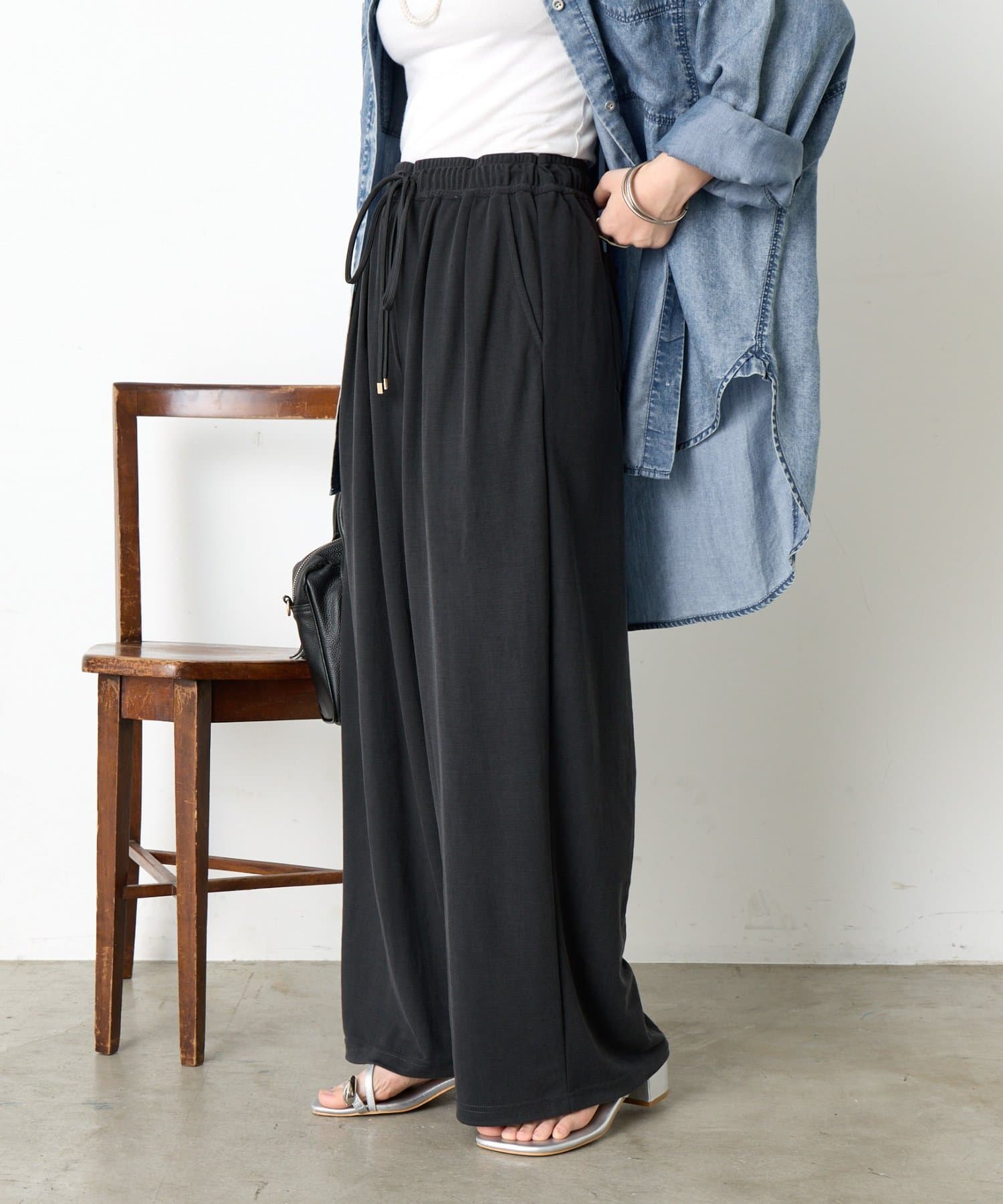 Jena　espace merveilleux(ジェナ　エスパスメルヴェイユ) ワイドリラックスパンツ