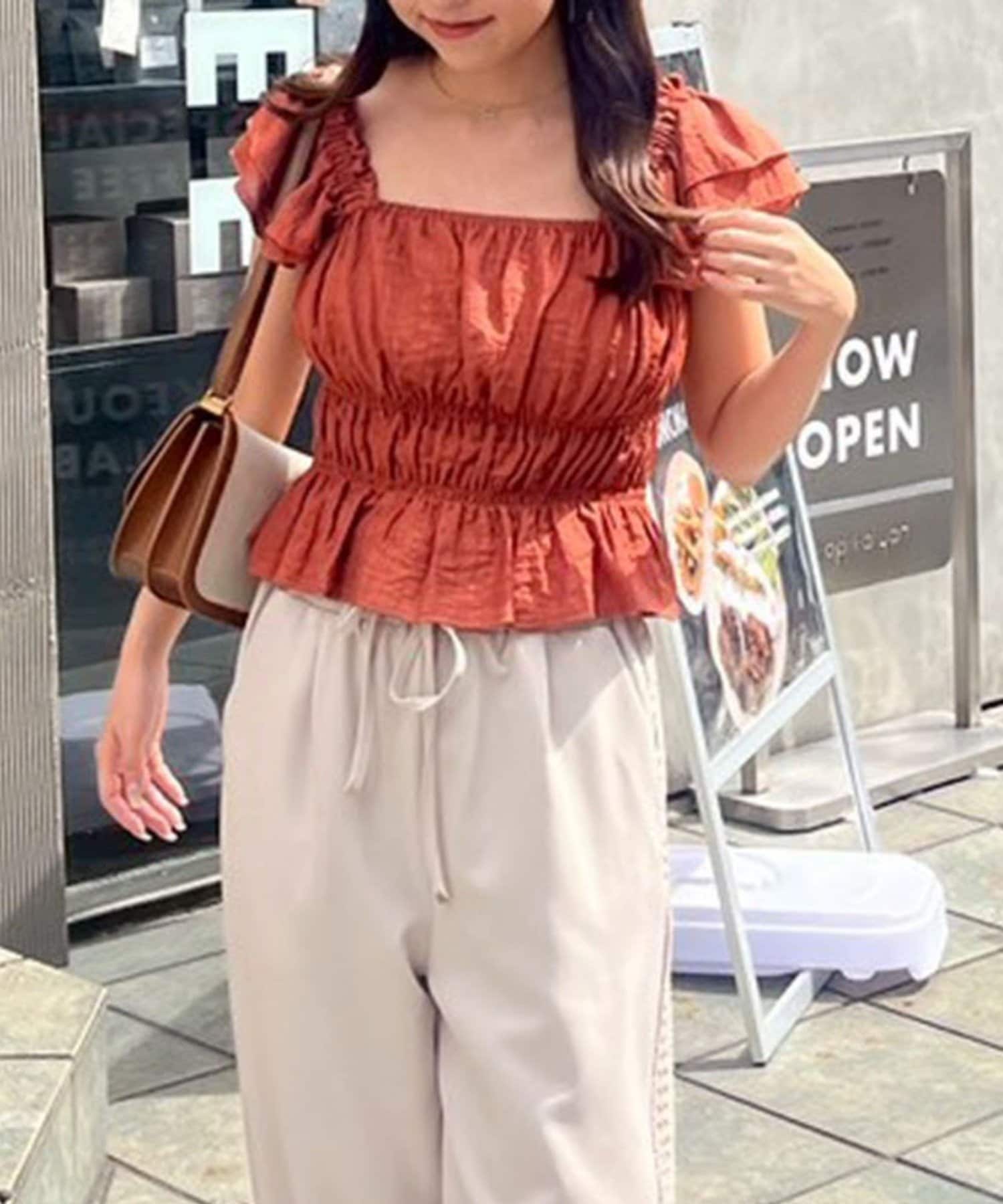 NICE CLAUP / OLIVE des OLIVE OUTLET(ナイスクラップ  / オリーブ デ オリーブ アウトレット) 【continuer】フリルシャーリングキャミ