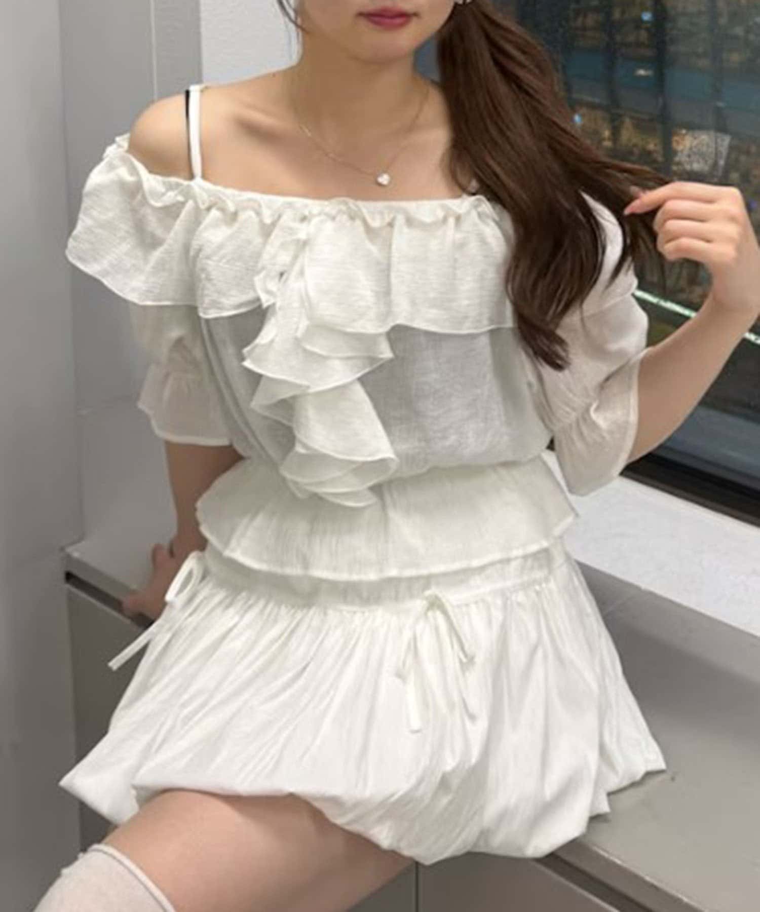 NICE CLAUP / OLIVE des OLIVE OUTLET(ナイスクラップ  / オリーブ デ オリーブ アウトレット) 【continuer】2WAYフリルブラウス