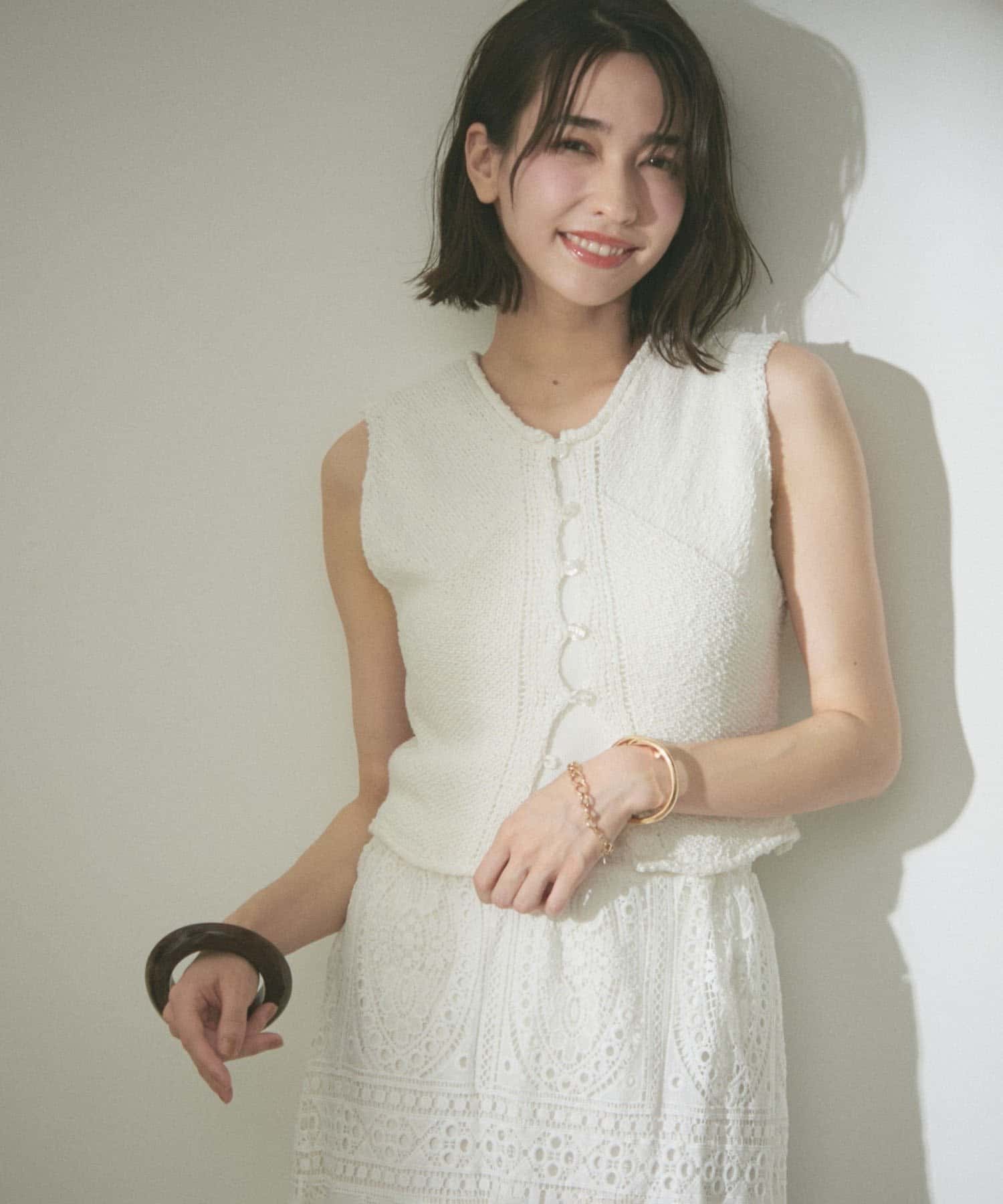 NICE CLAUP / OLIVE des OLIVE OUTLET(ナイスクラップ  / オリーブ デ オリーブ アウトレット) 【continuer】フロントボタンベスト