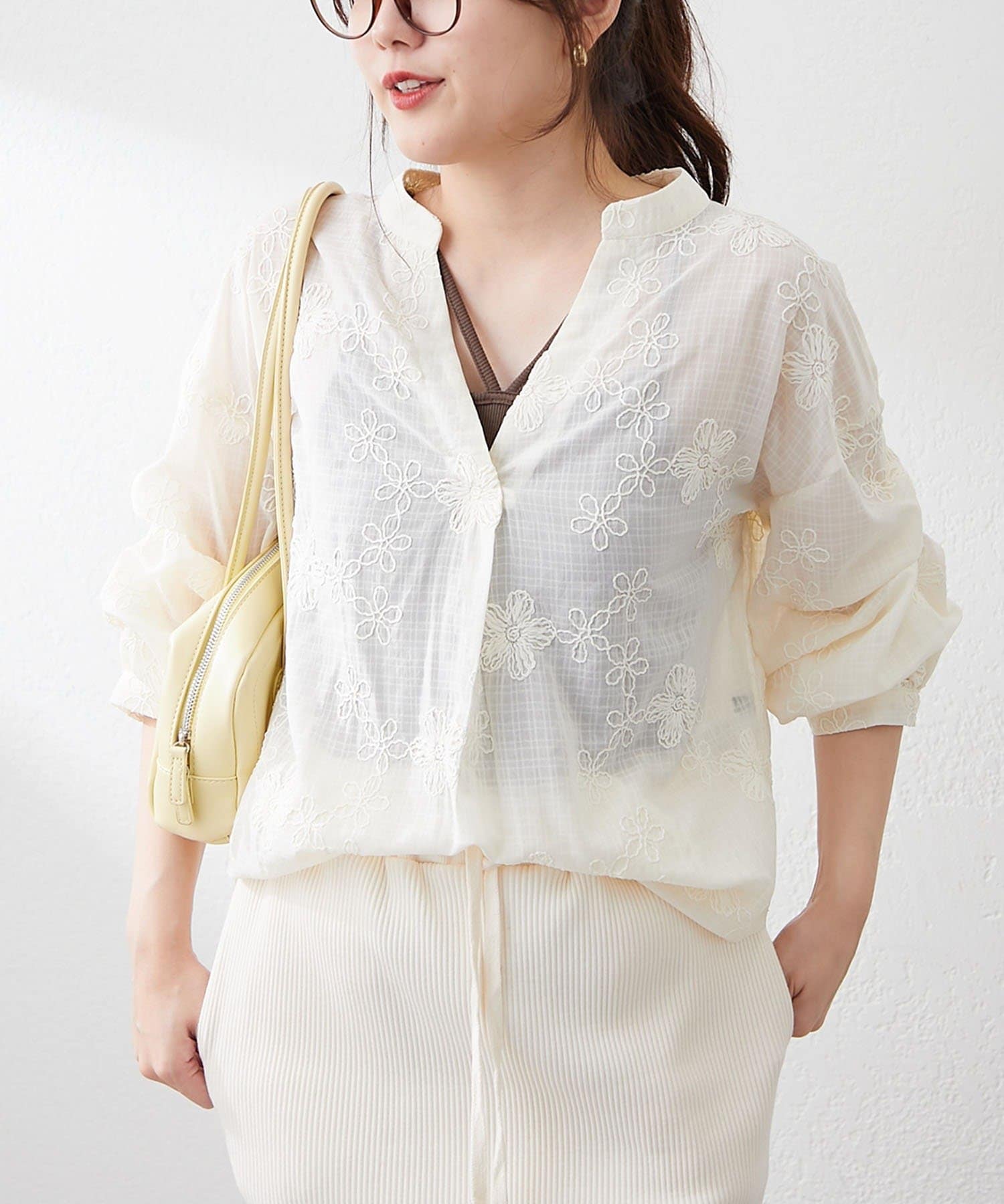 RMAF】袖タック刺繍ブラウス | NICE CLAUP / OLIVE des OLIVE OUTLET